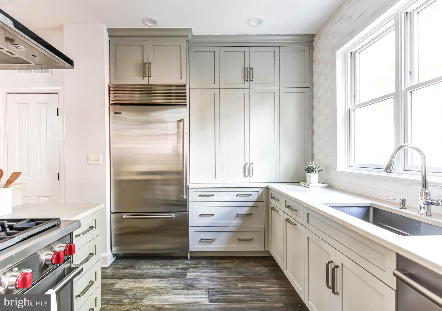 1521 CAROLINE ST NW, WASHINGTON, District Of Columbia 20009, 3 Bedrooms Bedrooms, ,2 BathroomsBathrooms,Residential,For sale,1521 CAROLINE ST NW,DCDC2225184 MLS # DCDC2225184
