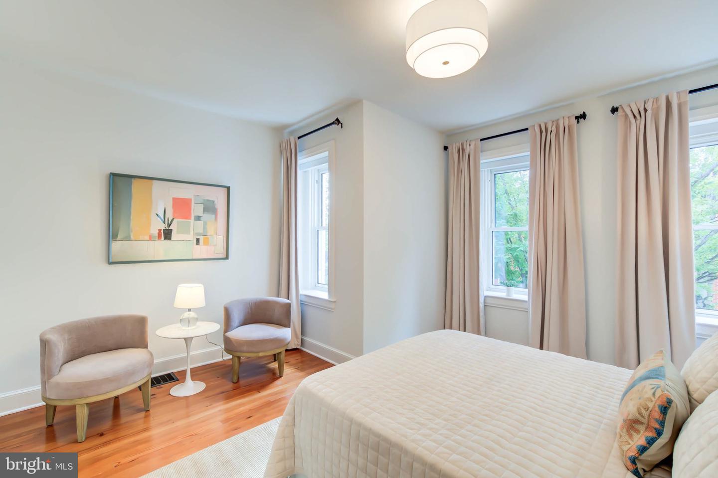 1521 CAROLINE ST NW, WASHINGTON, District Of Columbia 20009, 3 Bedrooms Bedrooms, ,2 BathroomsBathrooms,Residential,For sale,1521 CAROLINE ST NW,DCDC2225184 MLS # DCDC2225184