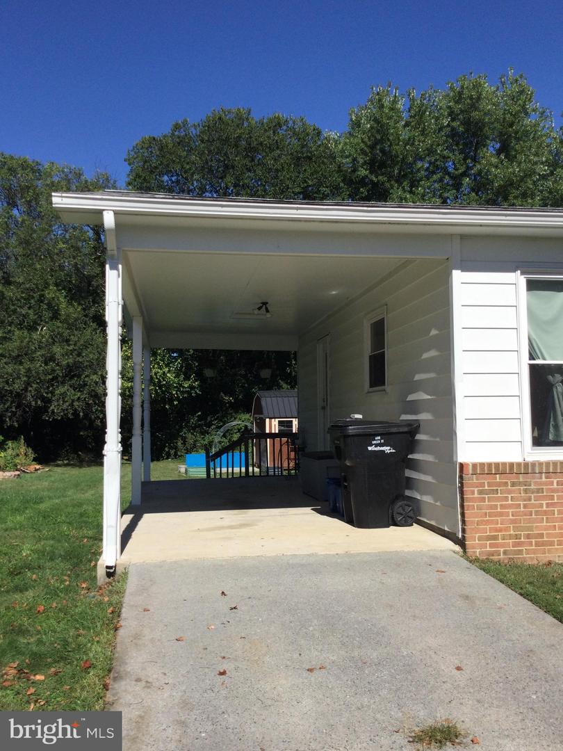 608 GREEN ST, WINCHESTER, Virginia 22601, 3 Bedrooms Bedrooms, ,1 BathroomBathrooms,Residential,For sale,608 GREEN ST,VAWI2009172 MLS # VAWI2009172