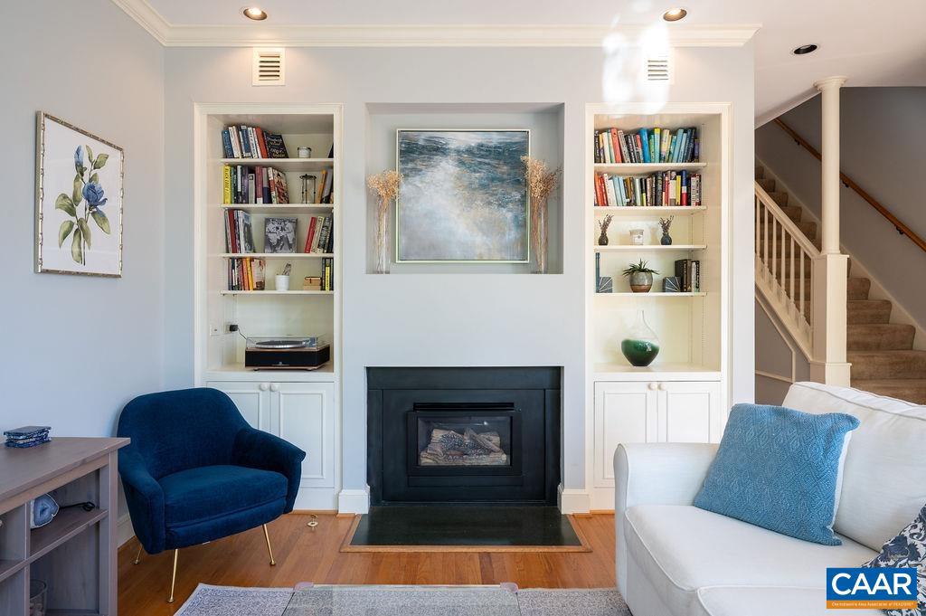 503 NE 2ND ST, CHARLOTTESVILLE, Virginia 22902, 3 Bedrooms Bedrooms, ,3 BathroomsBathrooms,Residential,For sale,503 NE 2ND ST,669600 MLS # 669600