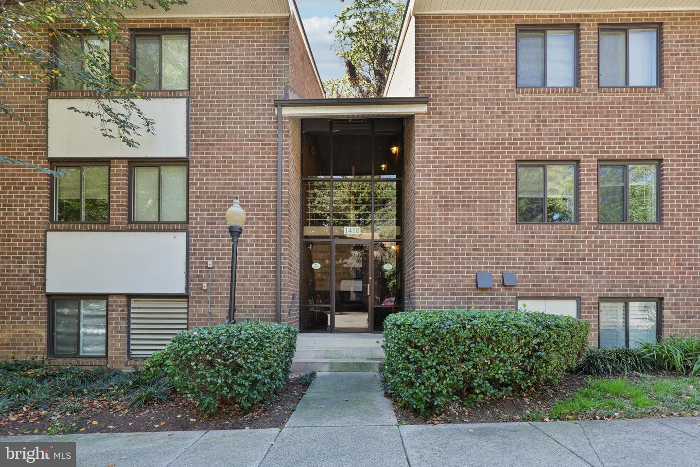 1410 NORTHGATE SQ #10/1A, RESTON, Virginia 20190, 1 Bedroom Bedrooms, ,1 BathroomBathrooms,Residential,For sale,1410 NORTHGATE SQ #10/1A,VAFX2270302 MLS # VAFX2270302