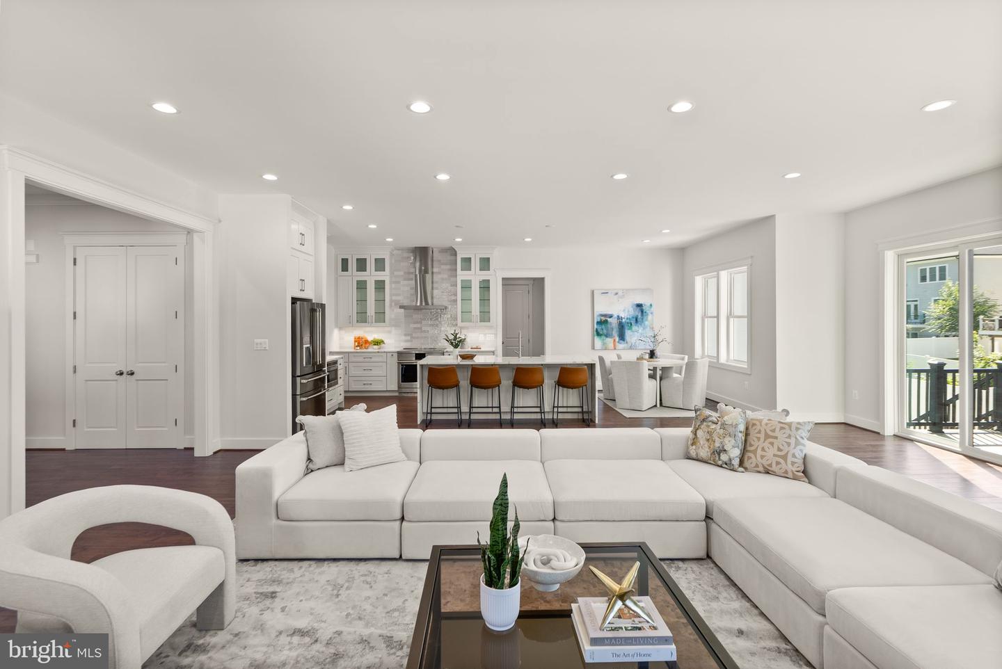 1830 CHERRI DR, FALLS CHURCH, Virginia 22043, 6 Bedrooms Bedrooms, ,6 BathroomsBathrooms,Residential,For sale,1830 CHERRI DR,VAFX2270316 MLS # VAFX2270316