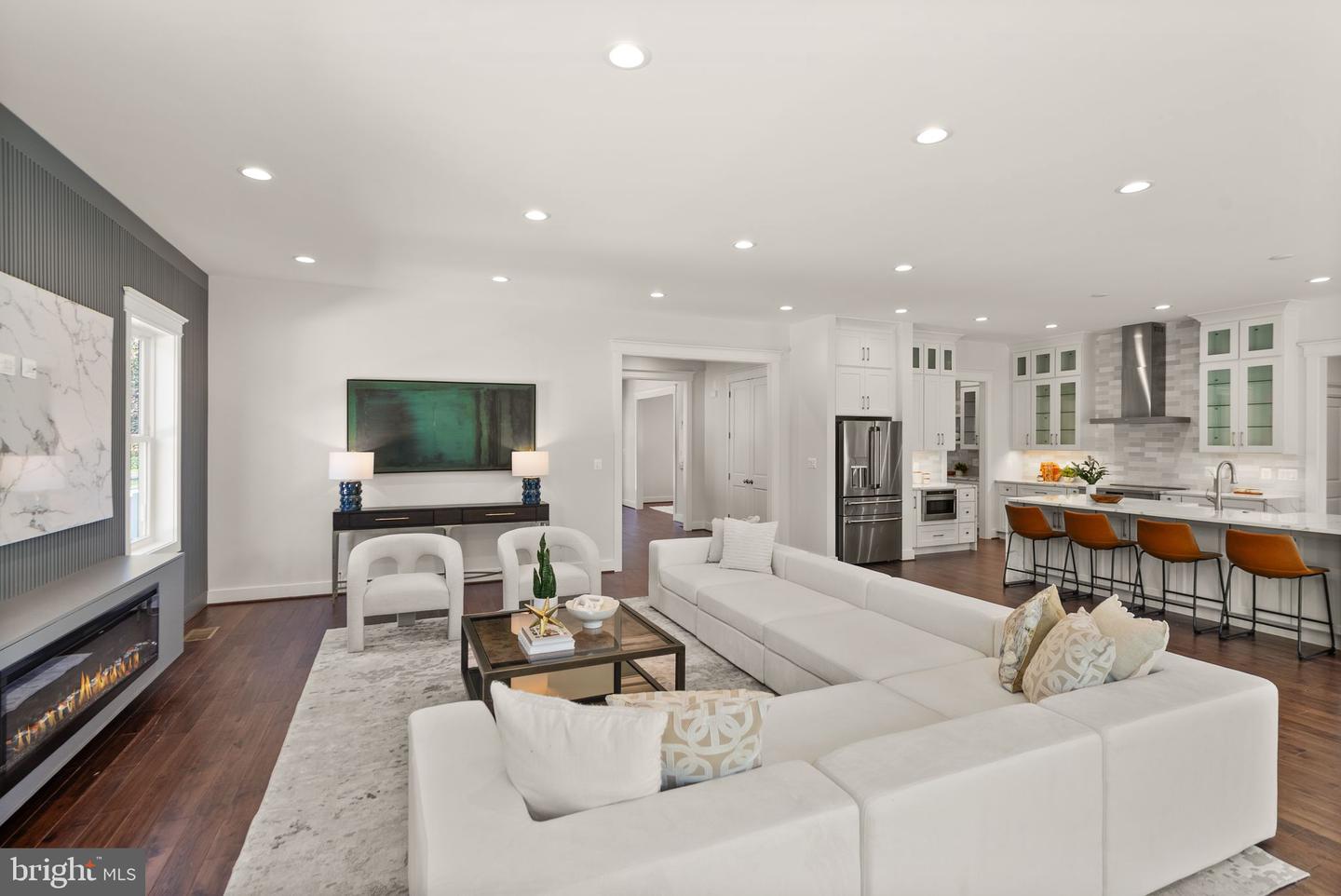 1830 CHERRI DR, FALLS CHURCH, Virginia 22043, 6 Bedrooms Bedrooms, ,6 BathroomsBathrooms,Residential,For sale,1830 CHERRI DR,VAFX2270316 MLS # VAFX2270316