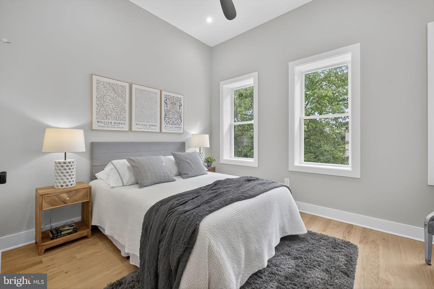401 16TH ST SE, WASHINGTON, District Of Columbia 20003, 4 Bedrooms Bedrooms, ,3 BathroomsBathrooms,Residential,For sale,401 16TH ST SE,DCDC2225114 MLS # DCDC2225114