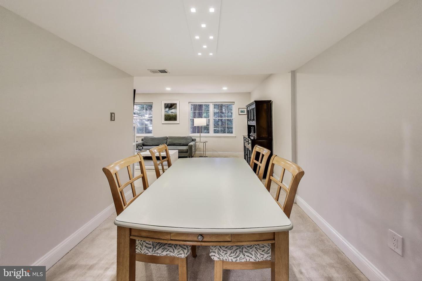 7836 SNEAD LN, FALLS CHURCH, Virginia 22043, 4 Bedrooms Bedrooms, ,3 BathroomsBathrooms,Residential,For sale,7836 SNEAD LN,VAFX2271234 MLS # VAFX2271234