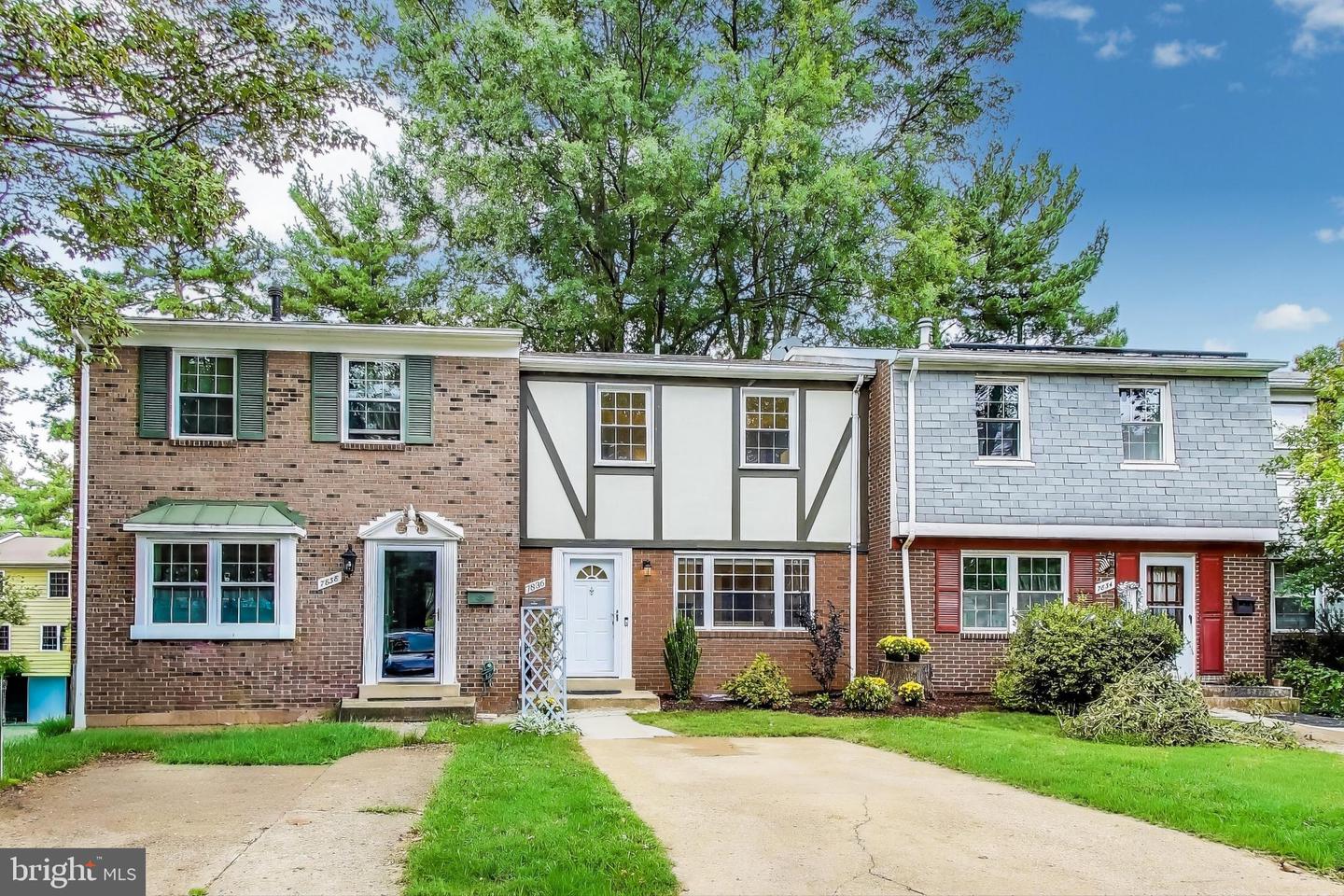 7836 SNEAD LN, FALLS CHURCH, Virginia 22043, 4 Bedrooms Bedrooms, ,3 BathroomsBathrooms,Residential,For sale,7836 SNEAD LN,VAFX2271234 MLS # VAFX2271234