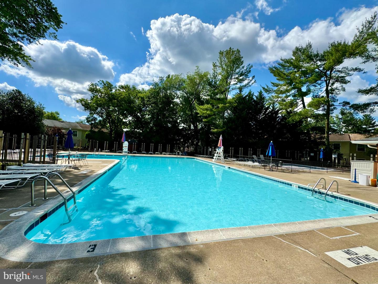 7836 SNEAD LN, FALLS CHURCH, Virginia 22043, 4 Bedrooms Bedrooms, ,3 BathroomsBathrooms,Residential,For sale,7836 SNEAD LN,VAFX2271234 MLS # VAFX2271234