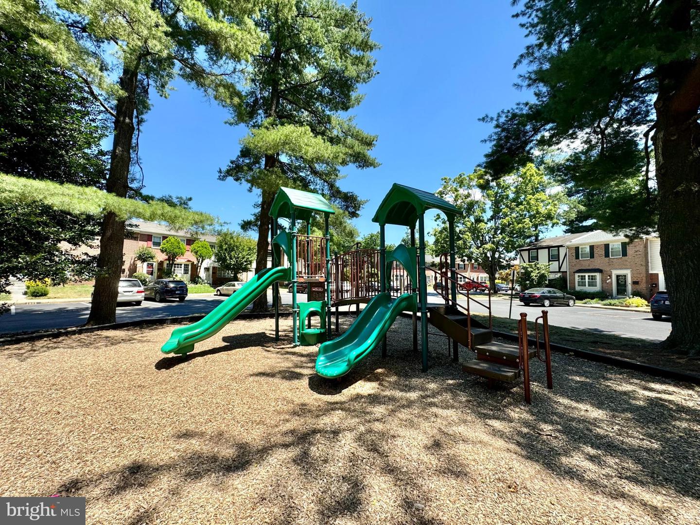 7836 SNEAD LN, FALLS CHURCH, Virginia 22043, 4 Bedrooms Bedrooms, ,3 BathroomsBathrooms,Residential,For sale,7836 SNEAD LN,VAFX2271234 MLS # VAFX2271234