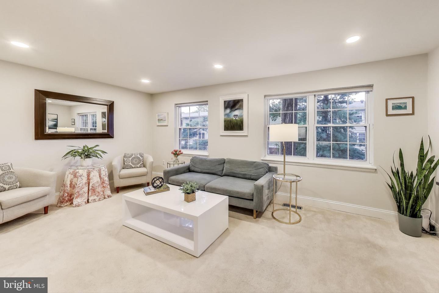 7836 SNEAD LN, FALLS CHURCH, Virginia 22043, 4 Bedrooms Bedrooms, ,3 BathroomsBathrooms,Residential,For sale,7836 SNEAD LN,VAFX2271234 MLS # VAFX2271234