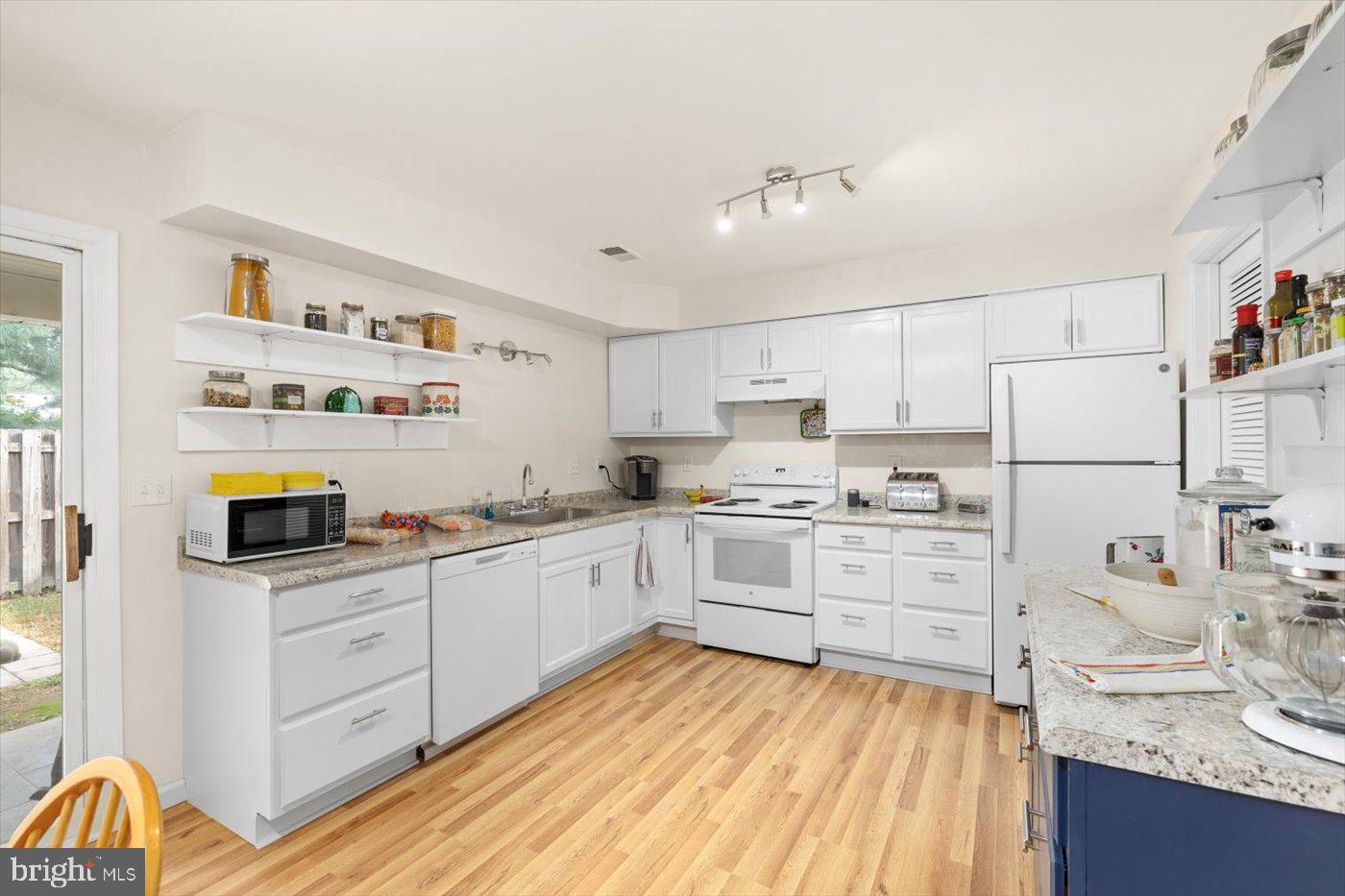 160 FARRELL LN, FREDERICKSBURG, Virginia 22401, 2 Bedrooms Bedrooms, ,2 BathroomsBathrooms,Residential,For sale,160 FARRELL LN,VAFB2009066 MLS # VAFB2009066 160 FARRELL LN, FREDERICKSBURG, Virginia 22401, 2 Bedrooms Bedrooms, ,2 BathroomsBathrooms,Residential,For sale,160 FARRELL LN,VAFB2009066 MLS # VAFB2009066