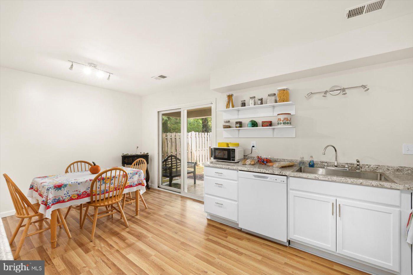 160 FARRELL LN, FREDERICKSBURG, Virginia 22401, 2 Bedrooms Bedrooms, ,2 BathroomsBathrooms,Residential,For sale,160 FARRELL LN,VAFB2009066 MLS # VAFB2009066 160 FARRELL LN, FREDERICKSBURG, Virginia 22401, 2 Bedrooms Bedrooms, ,2 BathroomsBathrooms,Residential,For sale,160 FARRELL LN,VAFB2009066 MLS # VAFB2009066