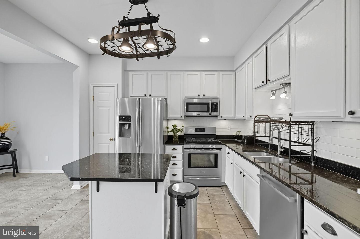 14410 HULFISH WAY, GAINESVILLE, Virginia 20155, 3 Bedrooms Bedrooms, 11 Rooms Rooms,2 BathroomsBathrooms,Residential,For sale,14410 HULFISH WAY,VAPW2105298 MLS # VAPW2105298