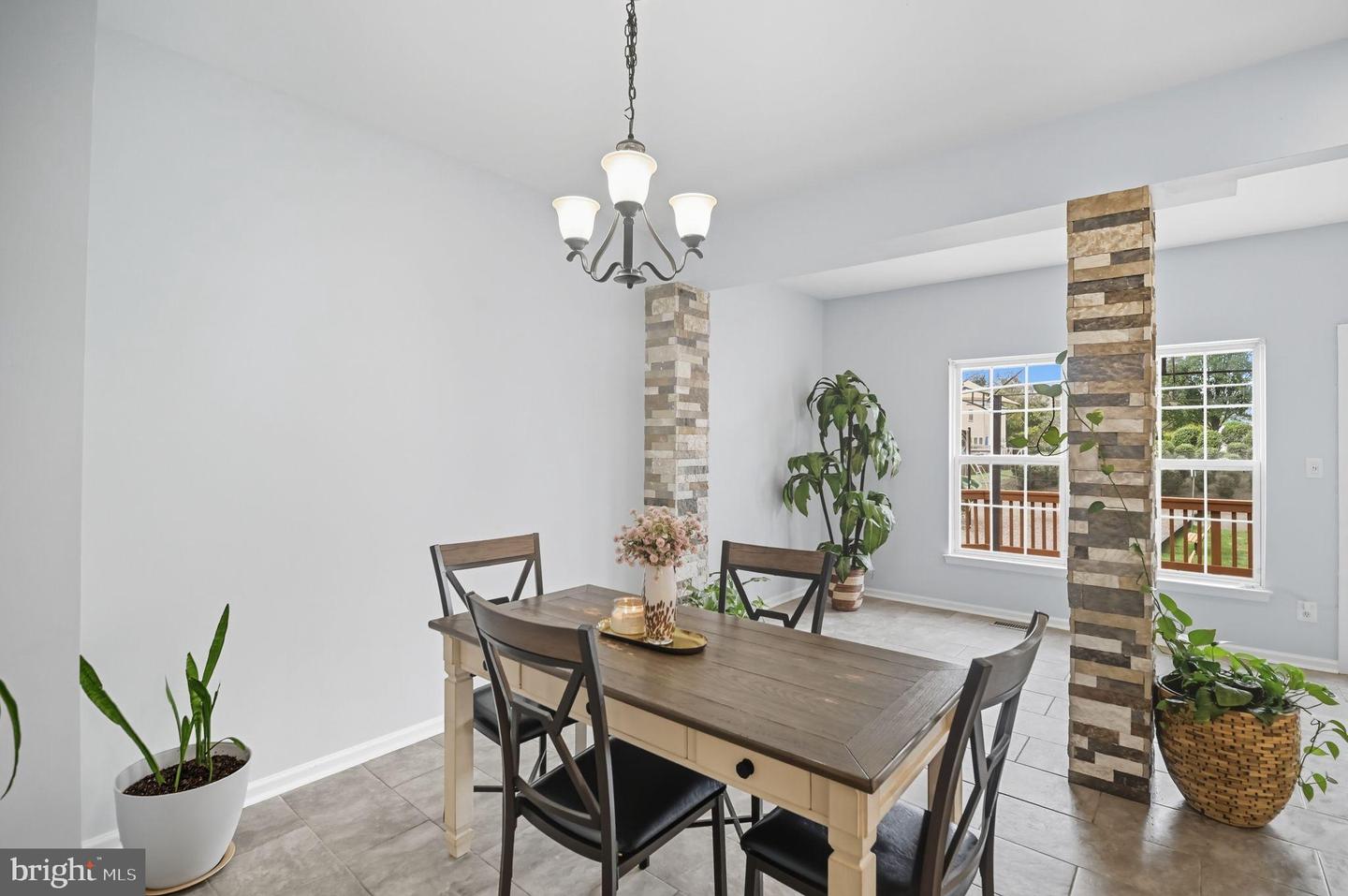 14410 HULFISH WAY, GAINESVILLE, Virginia 20155, 3 Bedrooms Bedrooms, 11 Rooms Rooms,2 BathroomsBathrooms,Residential,For sale,14410 HULFISH WAY,VAPW2105298 MLS # VAPW2105298