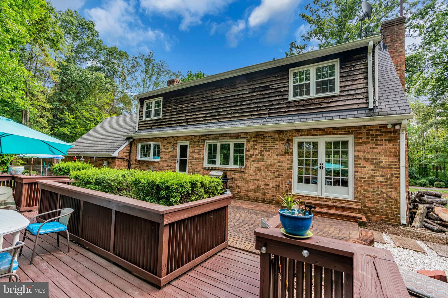 12215 HENDERSON RD, CLIFTON, Virginia 20124, 3 Bedrooms Bedrooms, ,3 BathroomsBathrooms,Residential,For sale,12215 HENDERSON RD,VAFX2272180 MLS # VAFX2272180