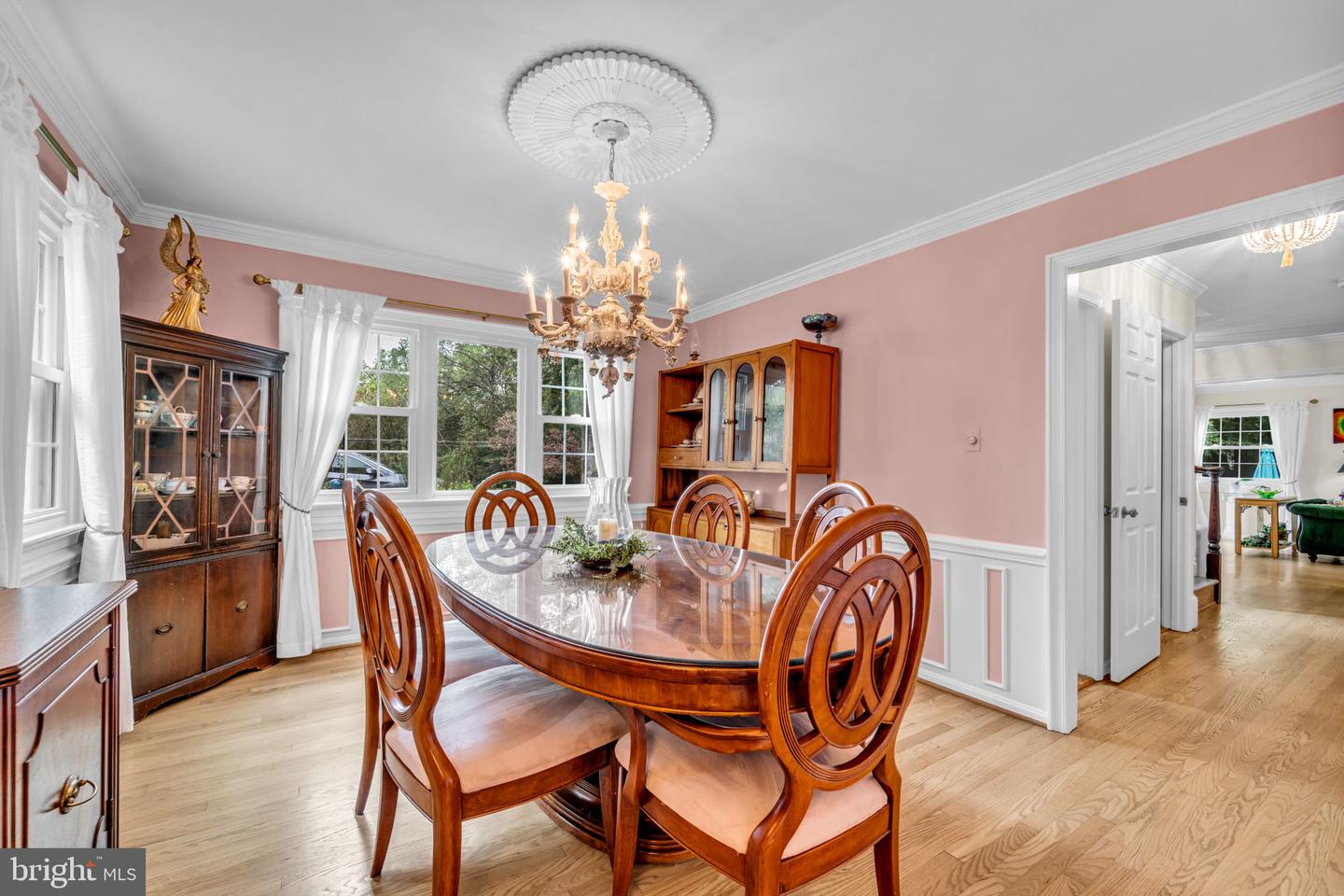12215 HENDERSON RD, CLIFTON, Virginia 20124, 3 Bedrooms Bedrooms, ,3 BathroomsBathrooms,Residential,For sale,12215 HENDERSON RD,VAFX2272180 MLS # VAFX2272180