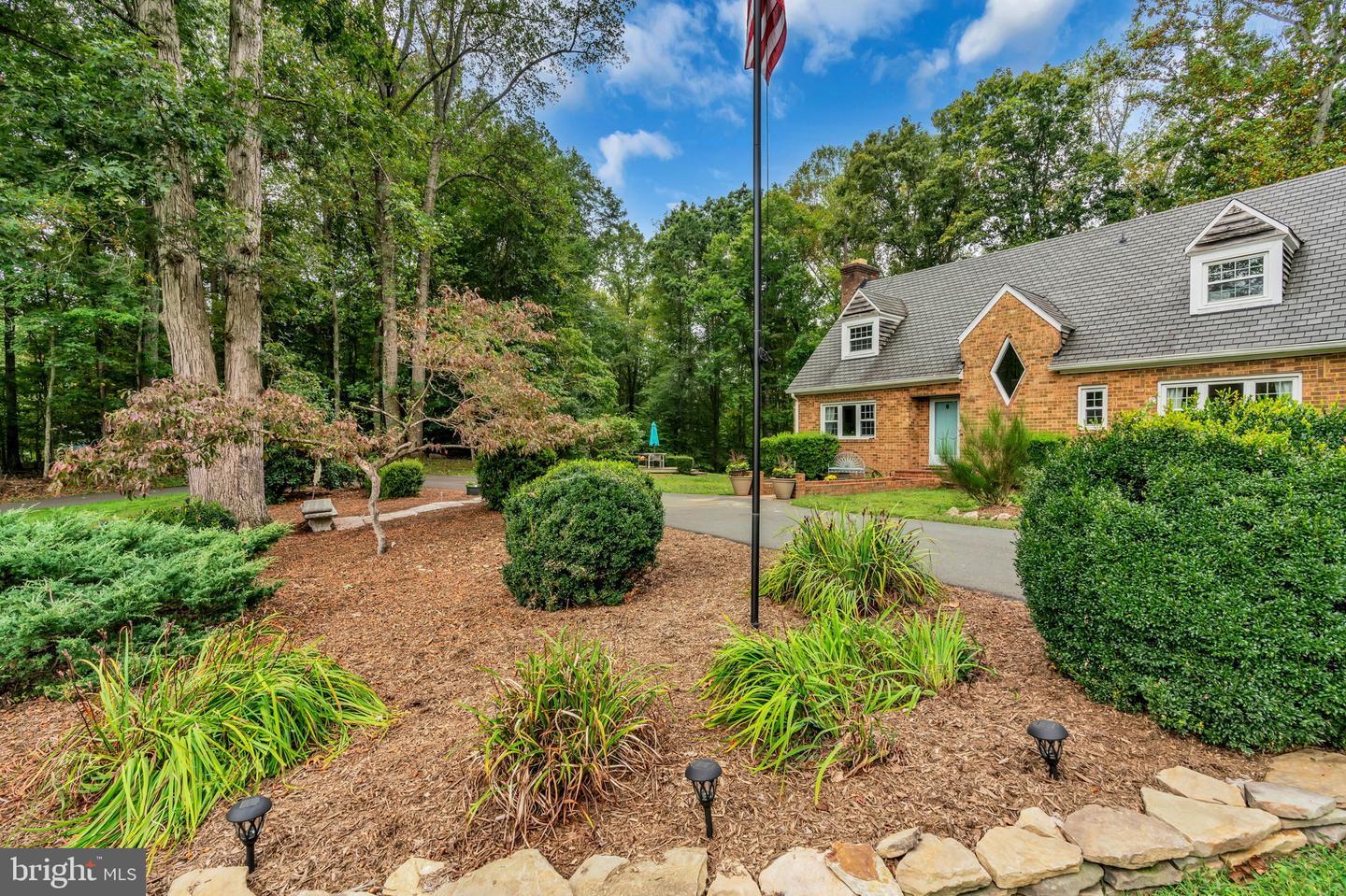 12215 HENDERSON RD, CLIFTON, Virginia 20124, 3 Bedrooms Bedrooms, ,3 BathroomsBathrooms,Residential,For sale,12215 HENDERSON RD,VAFX2272180 MLS # VAFX2272180