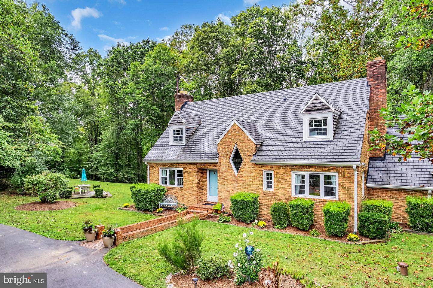 12215 HENDERSON RD, CLIFTON, Virginia 20124, 3 Bedrooms Bedrooms, ,3 BathroomsBathrooms,Residential,For sale,12215 HENDERSON RD,VAFX2272180 MLS # VAFX2272180