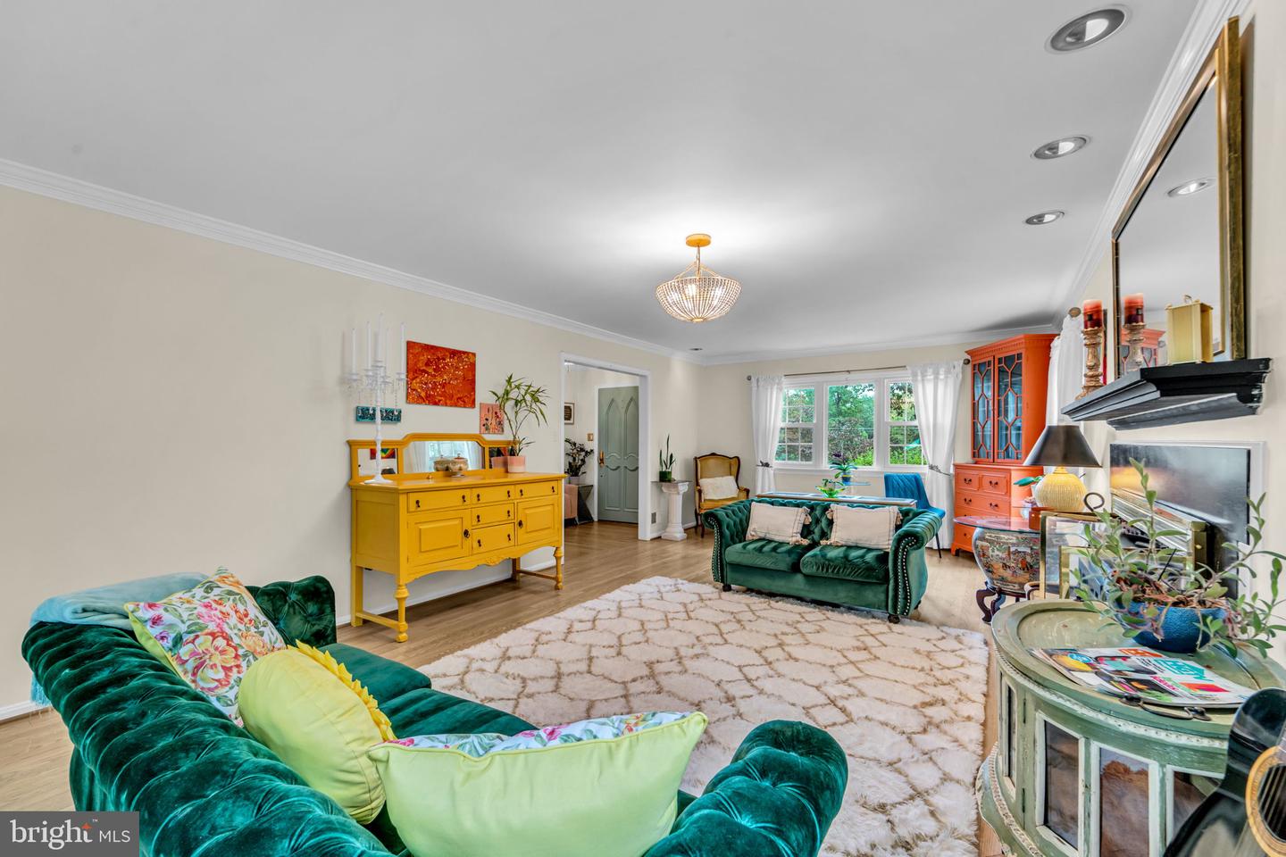 12215 HENDERSON RD, CLIFTON, Virginia 20124, 3 Bedrooms Bedrooms, ,3 BathroomsBathrooms,Residential,For sale,12215 HENDERSON RD,VAFX2272180 MLS # VAFX2272180