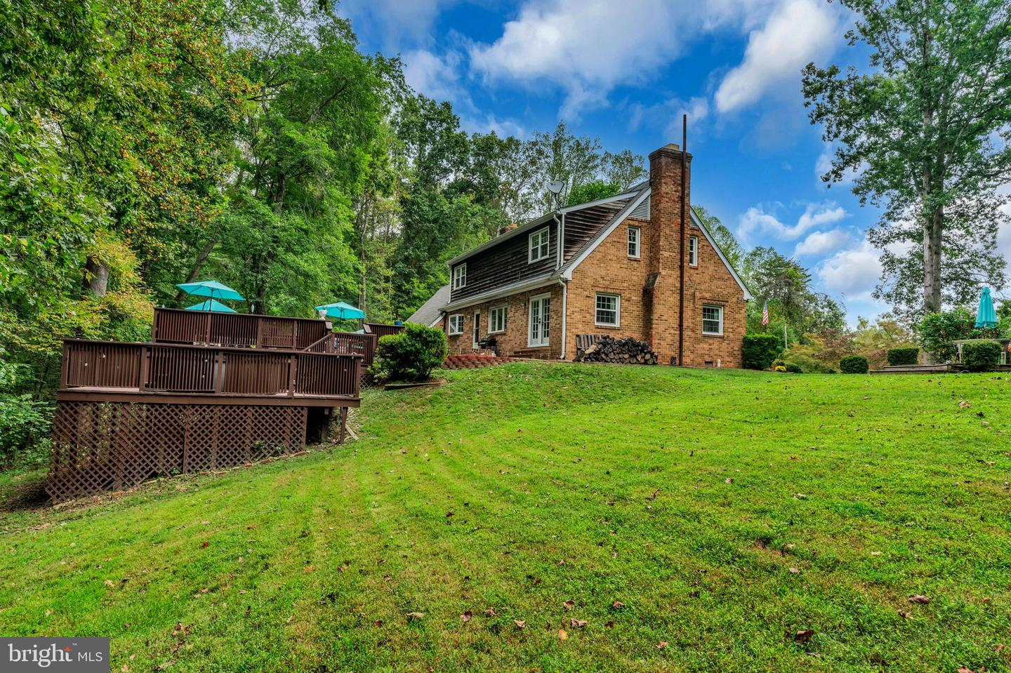 12215 HENDERSON RD, CLIFTON, Virginia 20124, 3 Bedrooms Bedrooms, ,3 BathroomsBathrooms,Residential,For sale,12215 HENDERSON RD,VAFX2272180 MLS # VAFX2272180