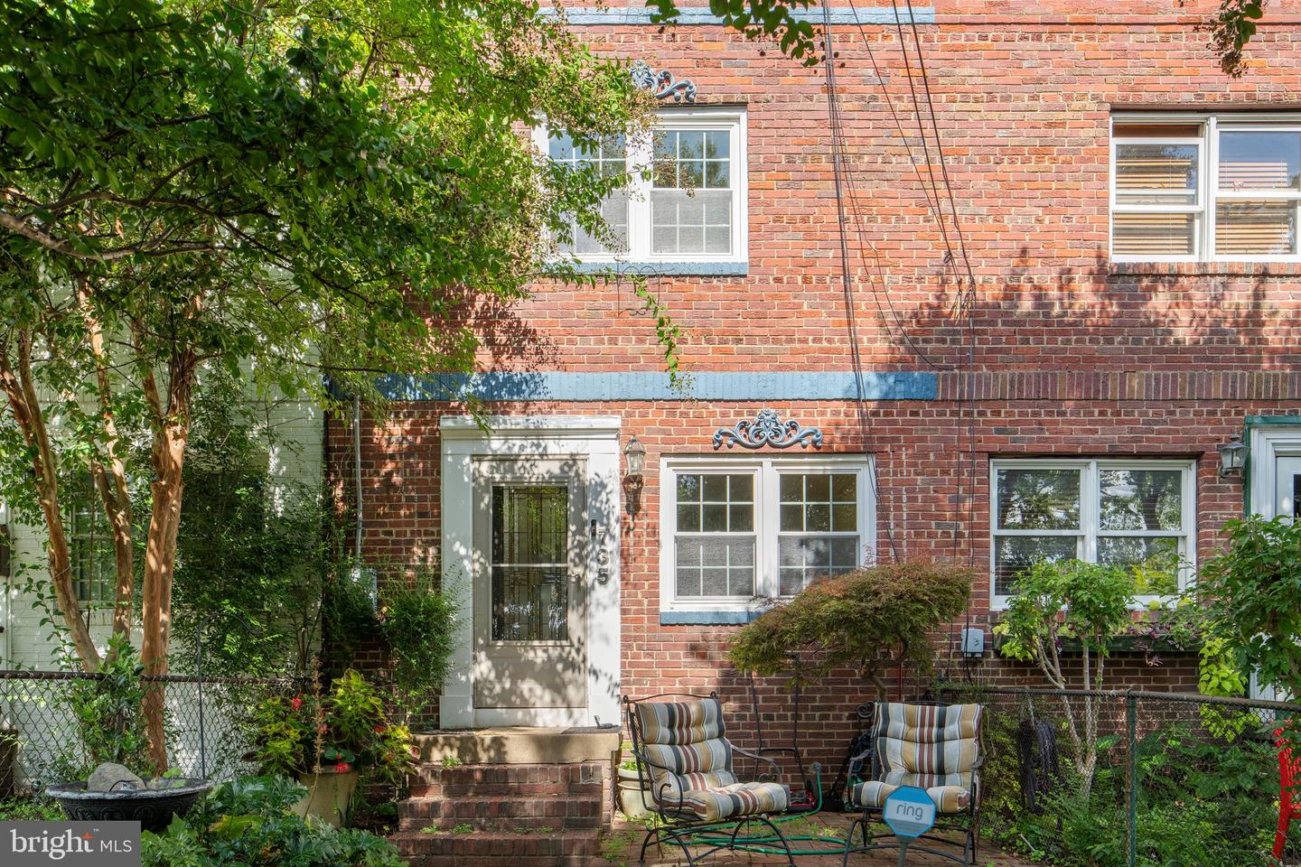 735 BERNARD ST, ALEXANDRIA, Virginia 22314, 2 Bedrooms Bedrooms, ,1 BathroomBathrooms,Residential,For sale,735 BERNARD ST,VAAX2050472 MLS # VAAX2050472