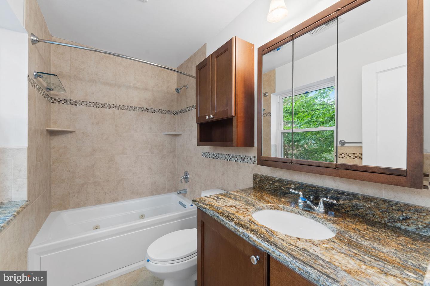 735 BERNARD ST, ALEXANDRIA, Virginia 22314, 2 Bedrooms Bedrooms, ,1 BathroomBathrooms,Residential,For sale,735 BERNARD ST,VAAX2050472 MLS # VAAX2050472