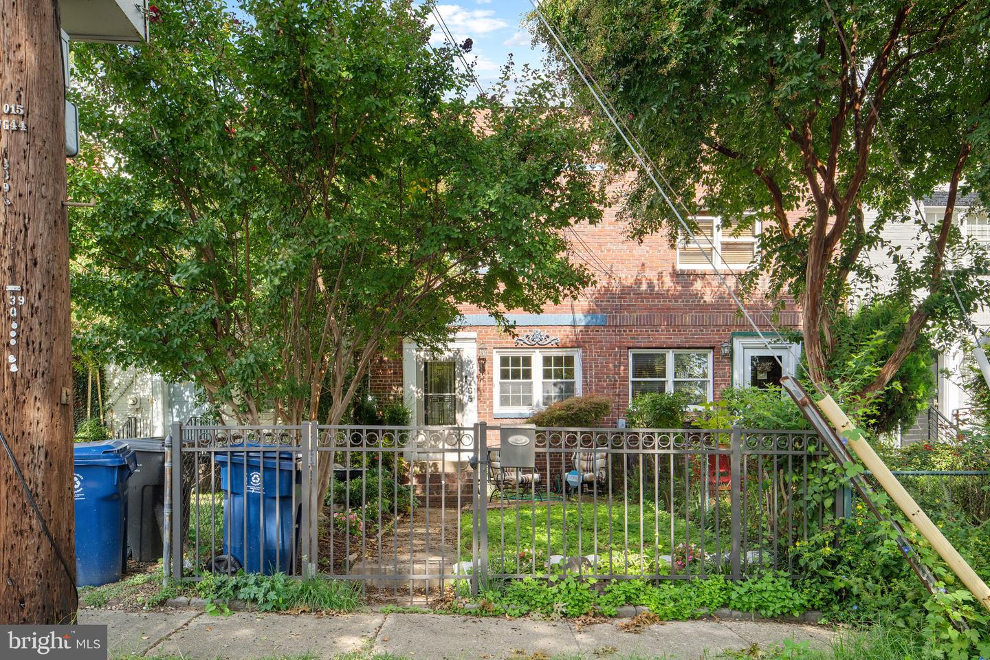735 BERNARD ST, ALEXANDRIA, Virginia 22314, 2 Bedrooms Bedrooms, ,1 BathroomBathrooms,Residential,For sale,735 BERNARD ST,VAAX2050472 MLS # VAAX2050472