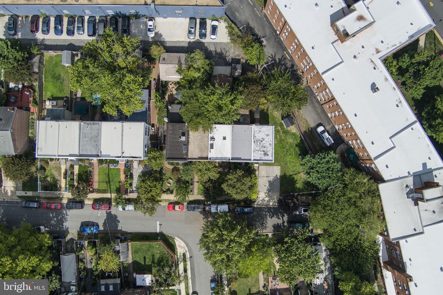 735 BERNARD ST, ALEXANDRIA, Virginia 22314, 2 Bedrooms Bedrooms, ,1 BathroomBathrooms,Residential,For sale,735 BERNARD ST,VAAX2050472 MLS # VAAX2050472