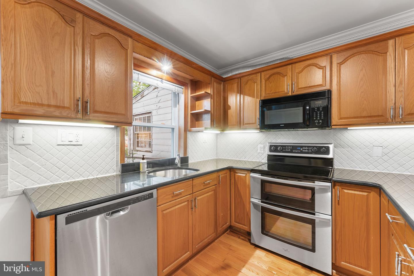 735 BERNARD ST, ALEXANDRIA, Virginia 22314, 2 Bedrooms Bedrooms, ,1 BathroomBathrooms,Residential,For sale,735 BERNARD ST,VAAX2050472 MLS # VAAX2050472
