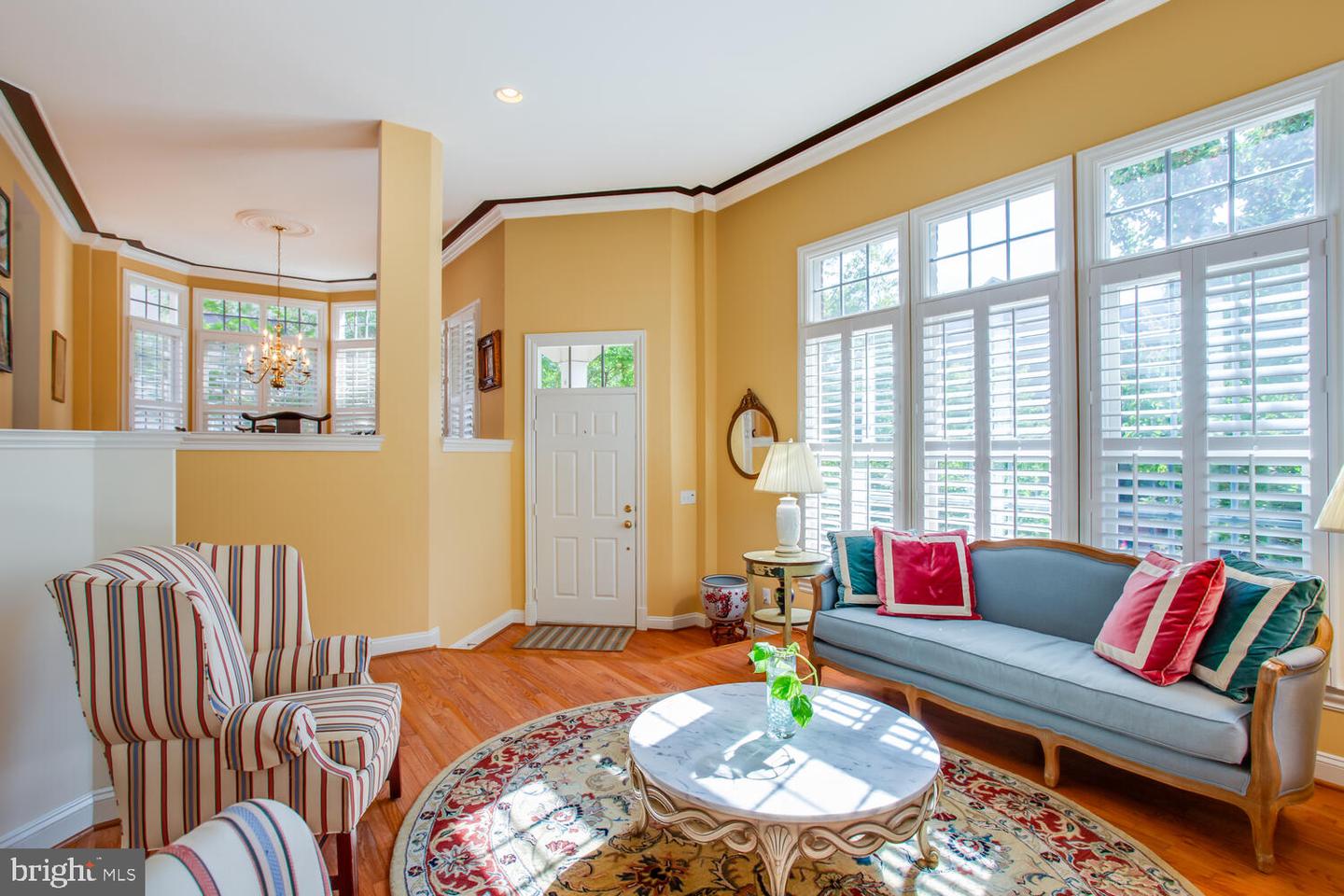 365 CAMERON STATION BLVD, ALEXANDRIA, Virginia 22304, 4 Bedrooms Bedrooms, 12 Rooms Rooms,3 BathroomsBathrooms,Residential,For sale,365 CAMERON STATION BLVD,VAAX2050474 MLS # VAAX2050474