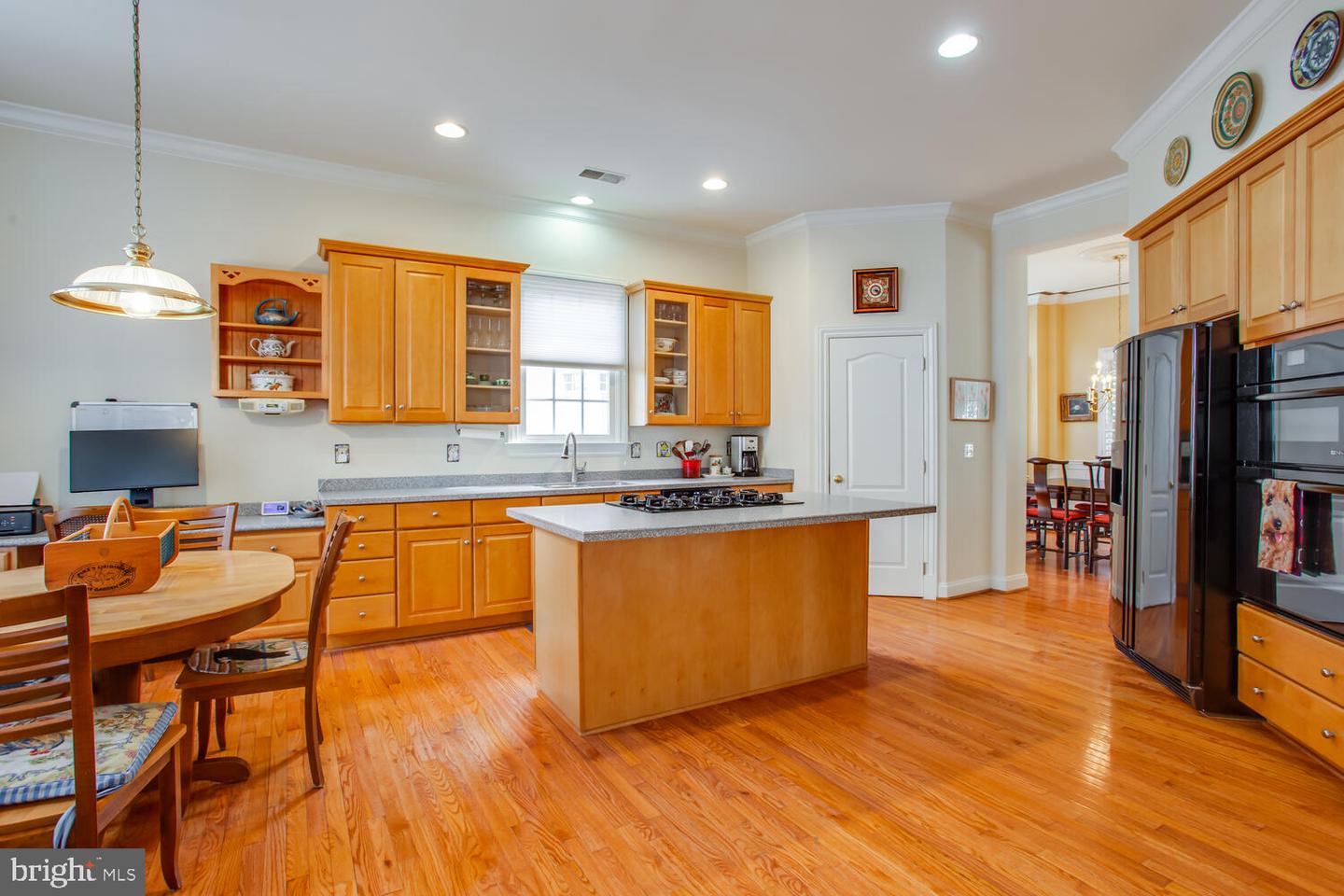 365 CAMERON STATION BLVD, ALEXANDRIA, Virginia 22304, 4 Bedrooms Bedrooms, 12 Rooms Rooms,3 BathroomsBathrooms,Residential,For sale,365 CAMERON STATION BLVD,VAAX2050474 MLS # VAAX2050474
