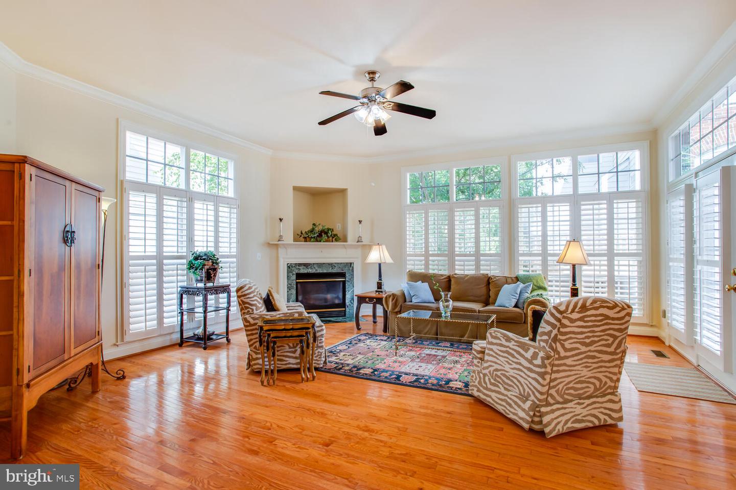 365 CAMERON STATION BLVD, ALEXANDRIA, Virginia 22304, 4 Bedrooms Bedrooms, 12 Rooms Rooms,3 BathroomsBathrooms,Residential,For sale,365 CAMERON STATION BLVD,VAAX2050474 MLS # VAAX2050474