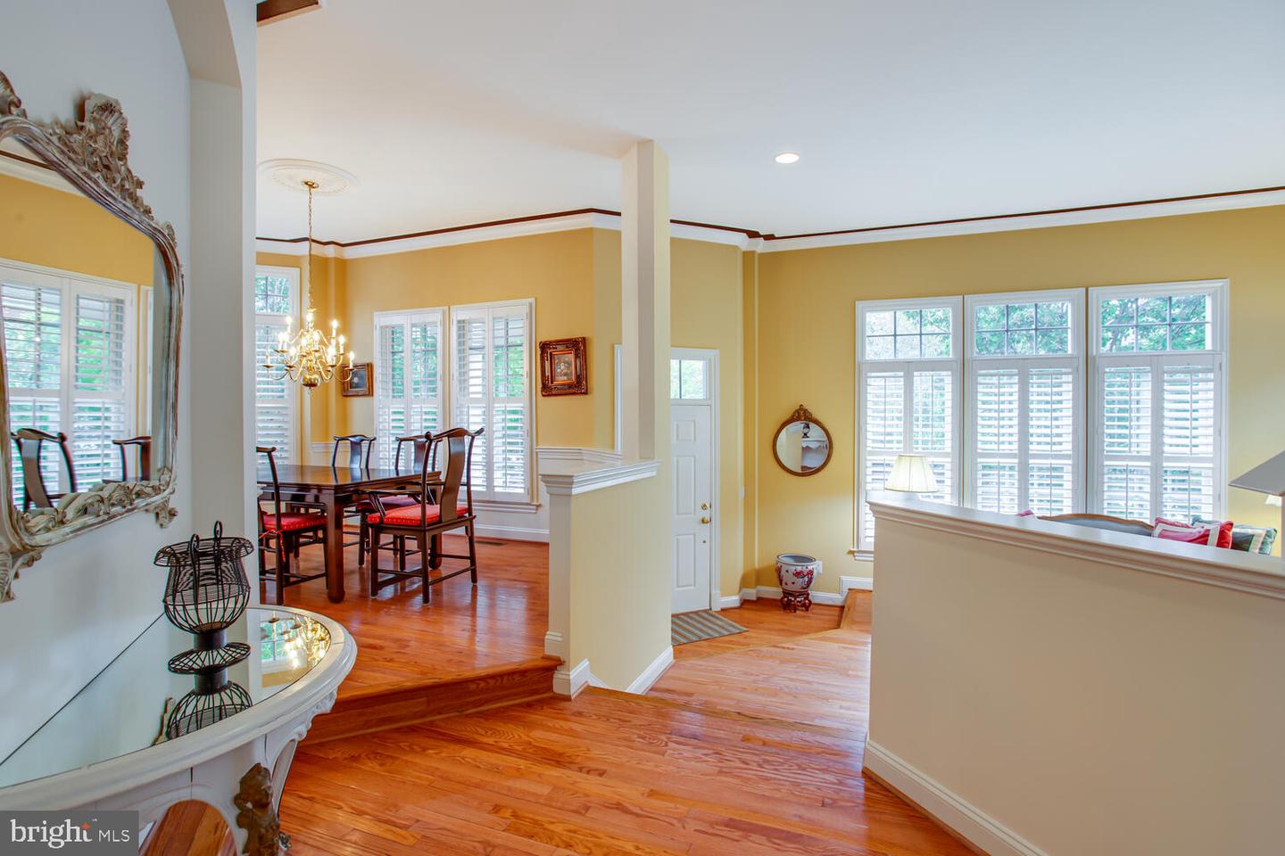 365 CAMERON STATION BLVD, ALEXANDRIA, Virginia 22304, 4 Bedrooms Bedrooms, 12 Rooms Rooms,3 BathroomsBathrooms,Residential,For sale,365 CAMERON STATION BLVD,VAAX2050474 MLS # VAAX2050474