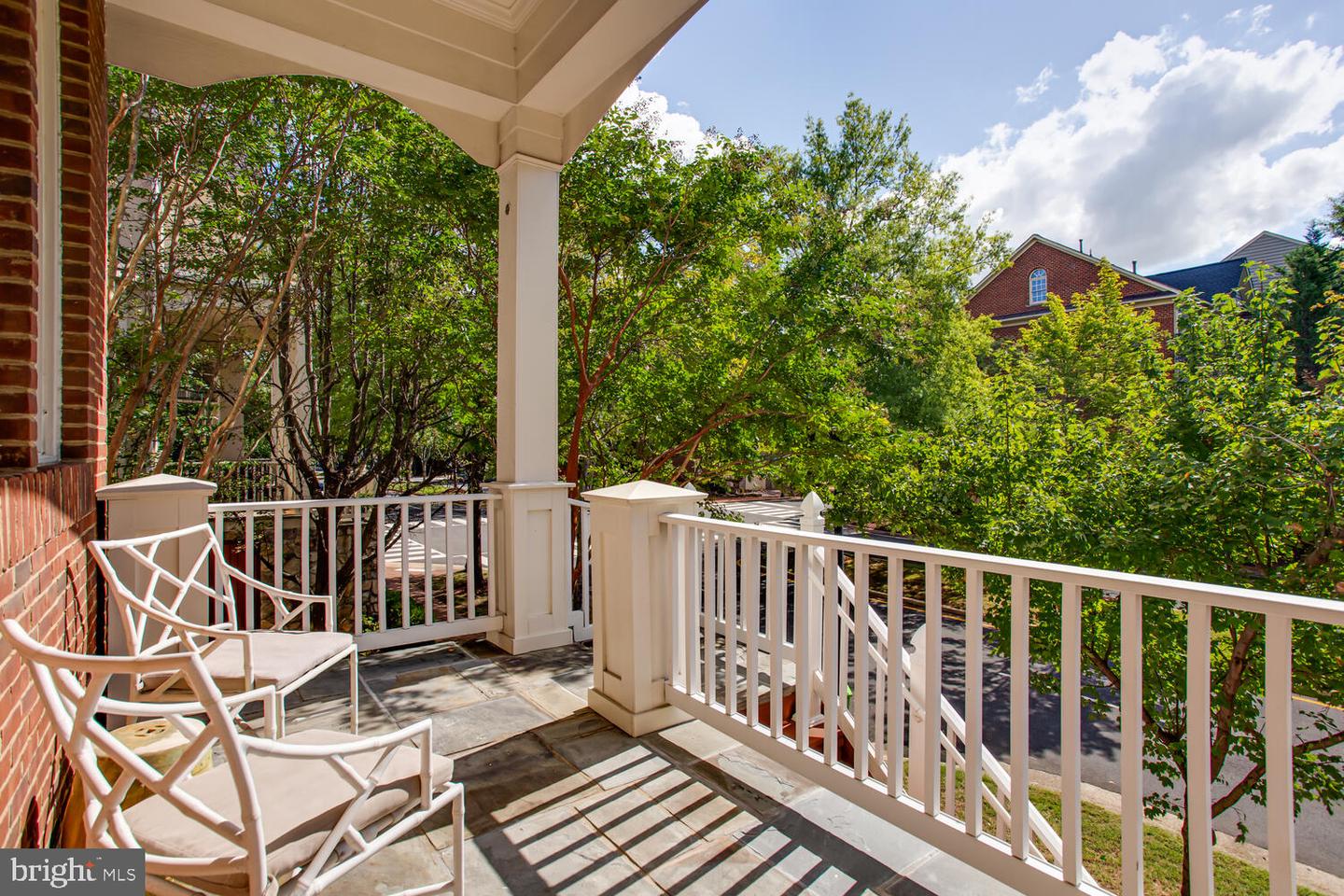 365 CAMERON STATION BLVD, ALEXANDRIA, Virginia 22304, 4 Bedrooms Bedrooms, 12 Rooms Rooms,3 BathroomsBathrooms,Residential,For sale,365 CAMERON STATION BLVD,VAAX2050474 MLS # VAAX2050474