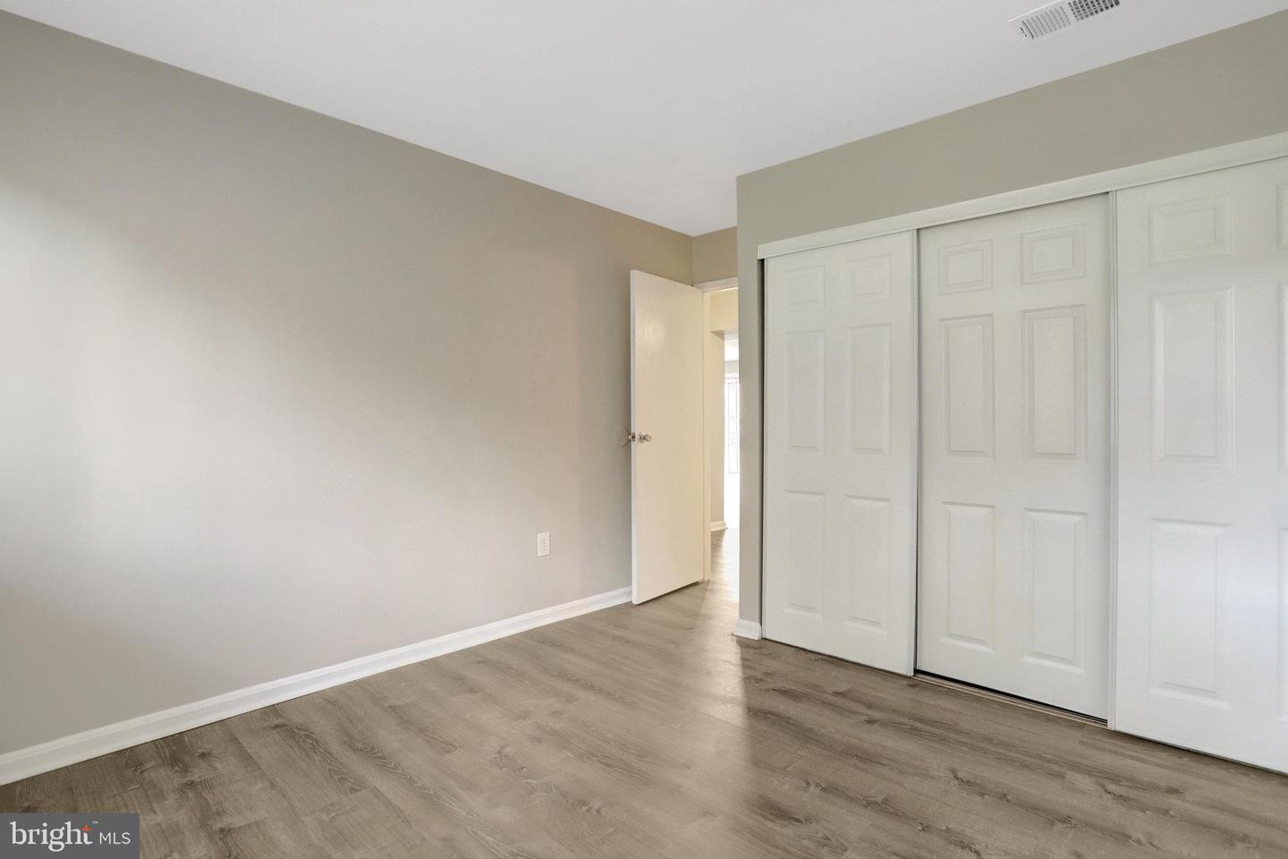 4551 LOGSDON DR, ANNANDALE, Virginia 22003, 3 Bedrooms Bedrooms, ,2 BathroomsBathrooms,Residential,For sale,4551 LOGSDON DR,VAFX2272252 MLS # VAFX2272252