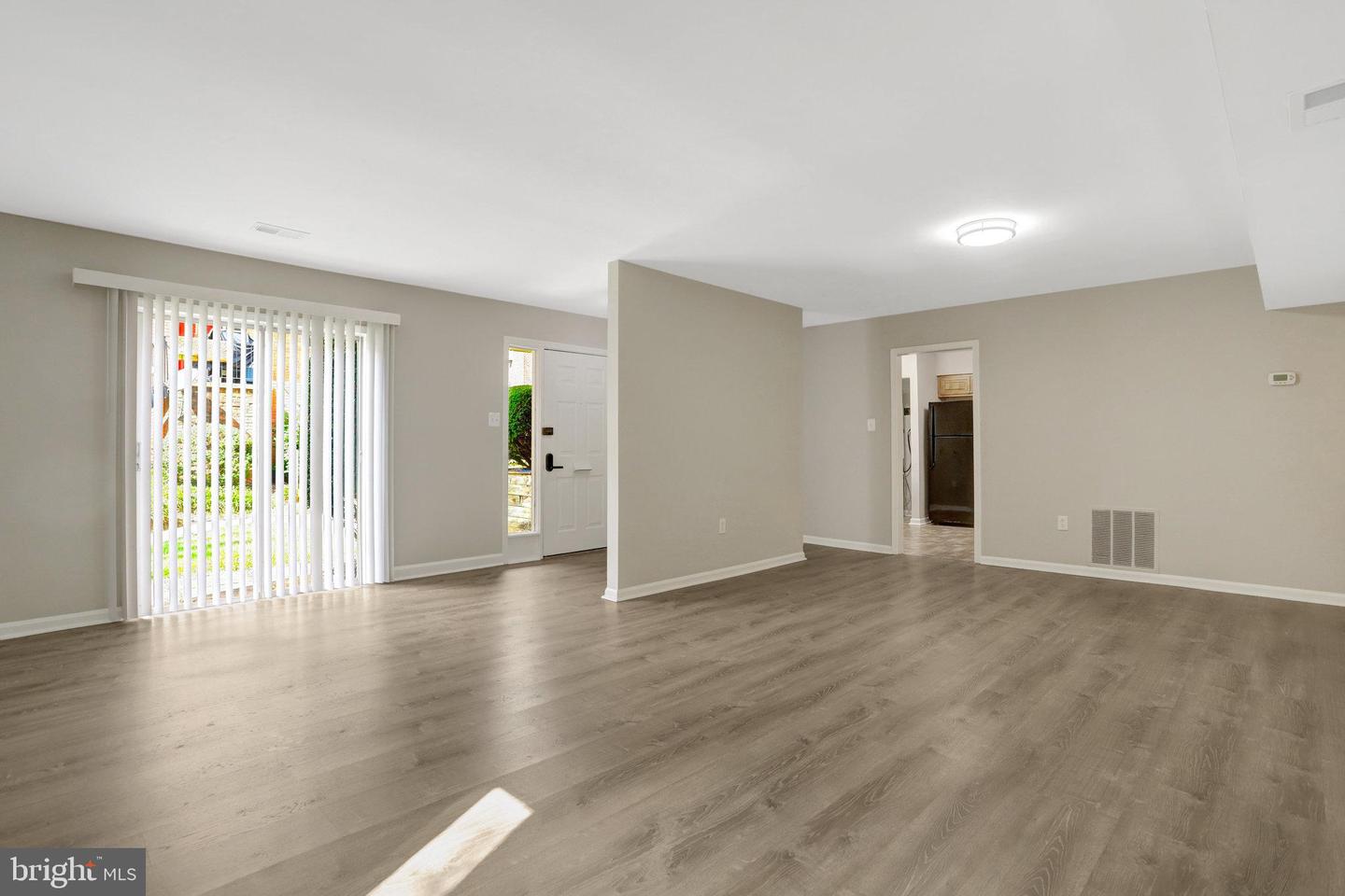 4551 LOGSDON DR, ANNANDALE, Virginia 22003, 3 Bedrooms Bedrooms, ,2 BathroomsBathrooms,Residential,For sale,4551 LOGSDON DR,VAFX2272252 MLS # VAFX2272252