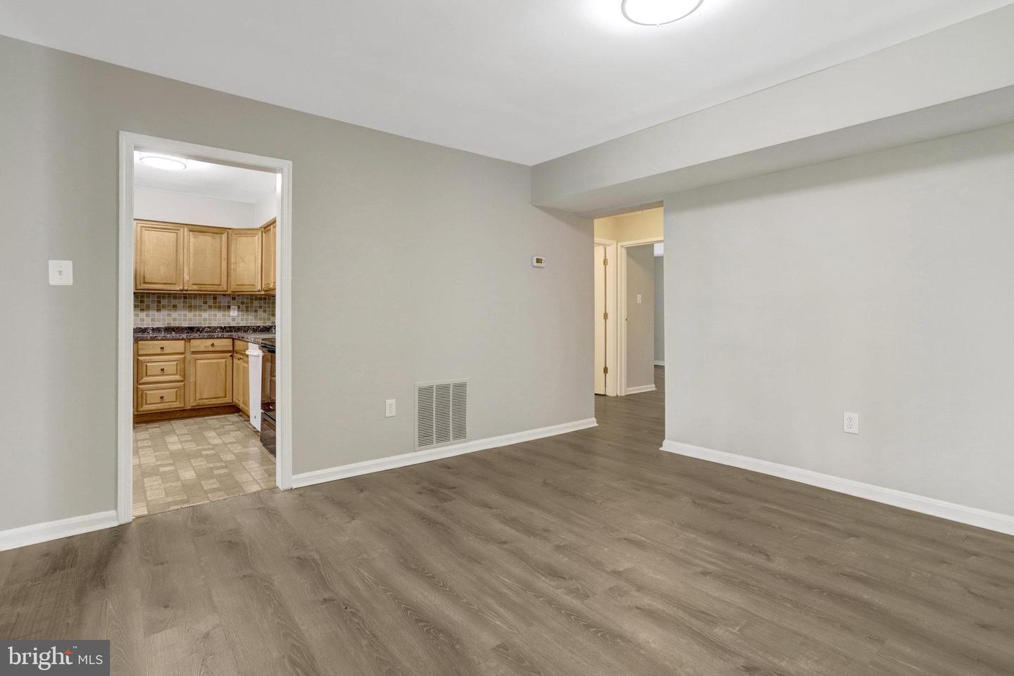 4551 LOGSDON DR, ANNANDALE, Virginia 22003, 3 Bedrooms Bedrooms, ,2 BathroomsBathrooms,Residential,For sale,4551 LOGSDON DR,VAFX2272252 MLS # VAFX2272252