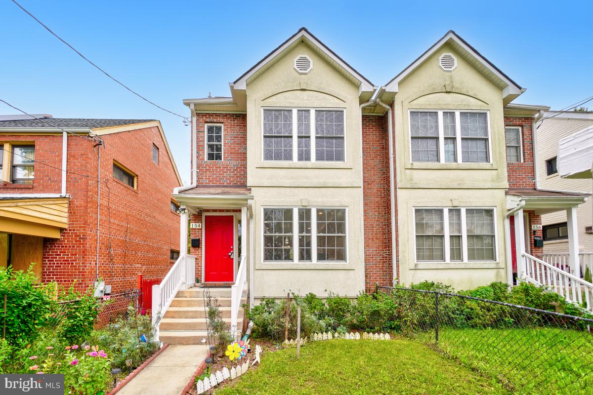 154 FORRESTER ST SW, WASHINGTON, District Of Columbia 20032, 4 Bedrooms Bedrooms, ,12 BathroomsBathrooms,Residential,For sale,154 FORRESTER ST SW,DCDC2225290 MLS # DCDC2225290