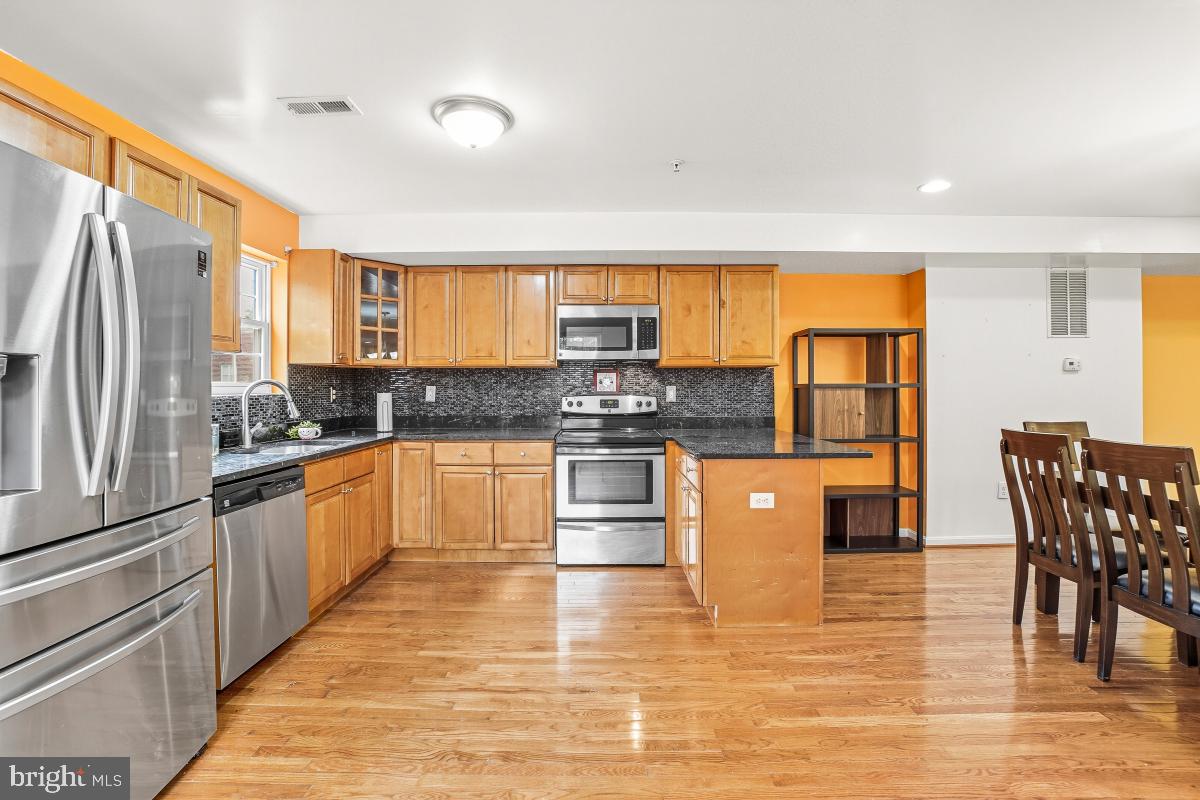 154 FORRESTER ST SW, WASHINGTON, District Of Columbia 20032, 4 Bedrooms Bedrooms, ,12 BathroomsBathrooms,Residential,For sale,154 FORRESTER ST SW,DCDC2225290 MLS # DCDC2225290