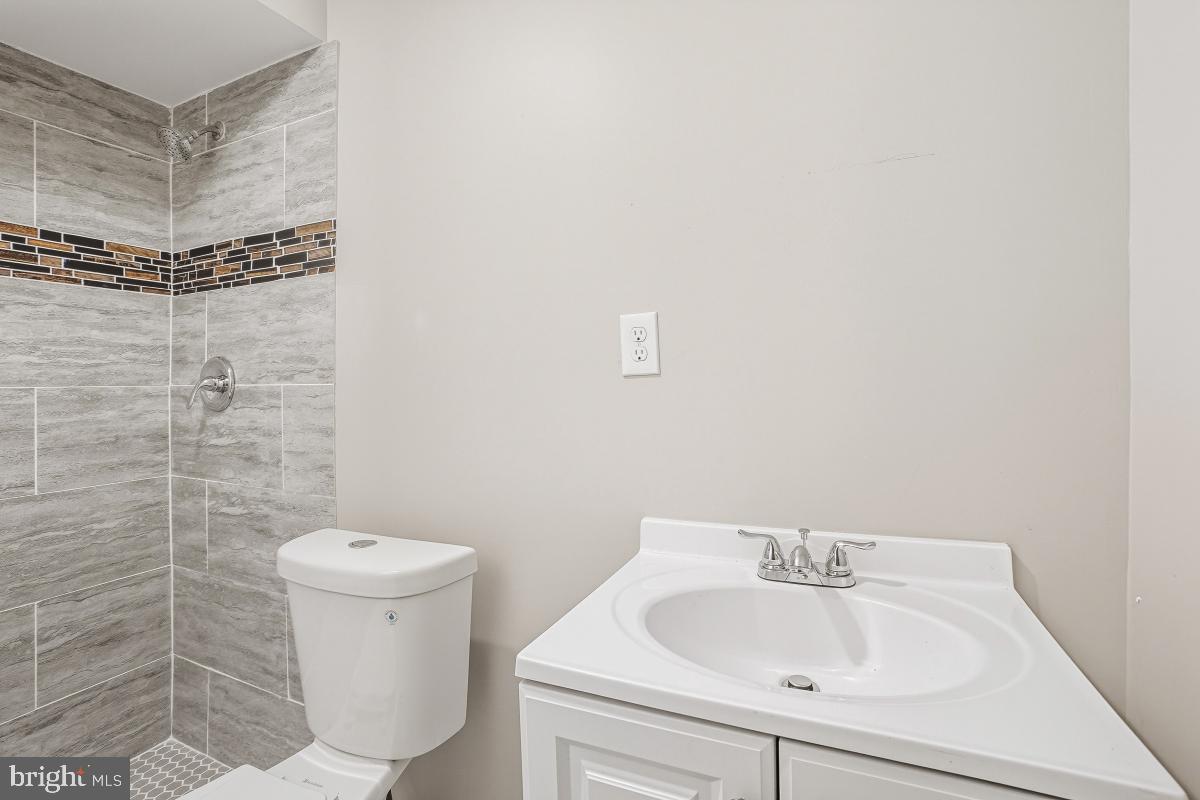 154 FORRESTER ST SW, WASHINGTON, District Of Columbia 20032, 4 Bedrooms Bedrooms, ,12 BathroomsBathrooms,Residential,For sale,154 FORRESTER ST SW,DCDC2225290 MLS # DCDC2225290