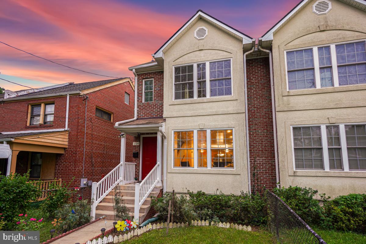 154 FORRESTER ST SW, WASHINGTON, District Of Columbia 20032, 4 Bedrooms Bedrooms, ,12 BathroomsBathrooms,Residential,For sale,154 FORRESTER ST SW,DCDC2225290 MLS # DCDC2225290