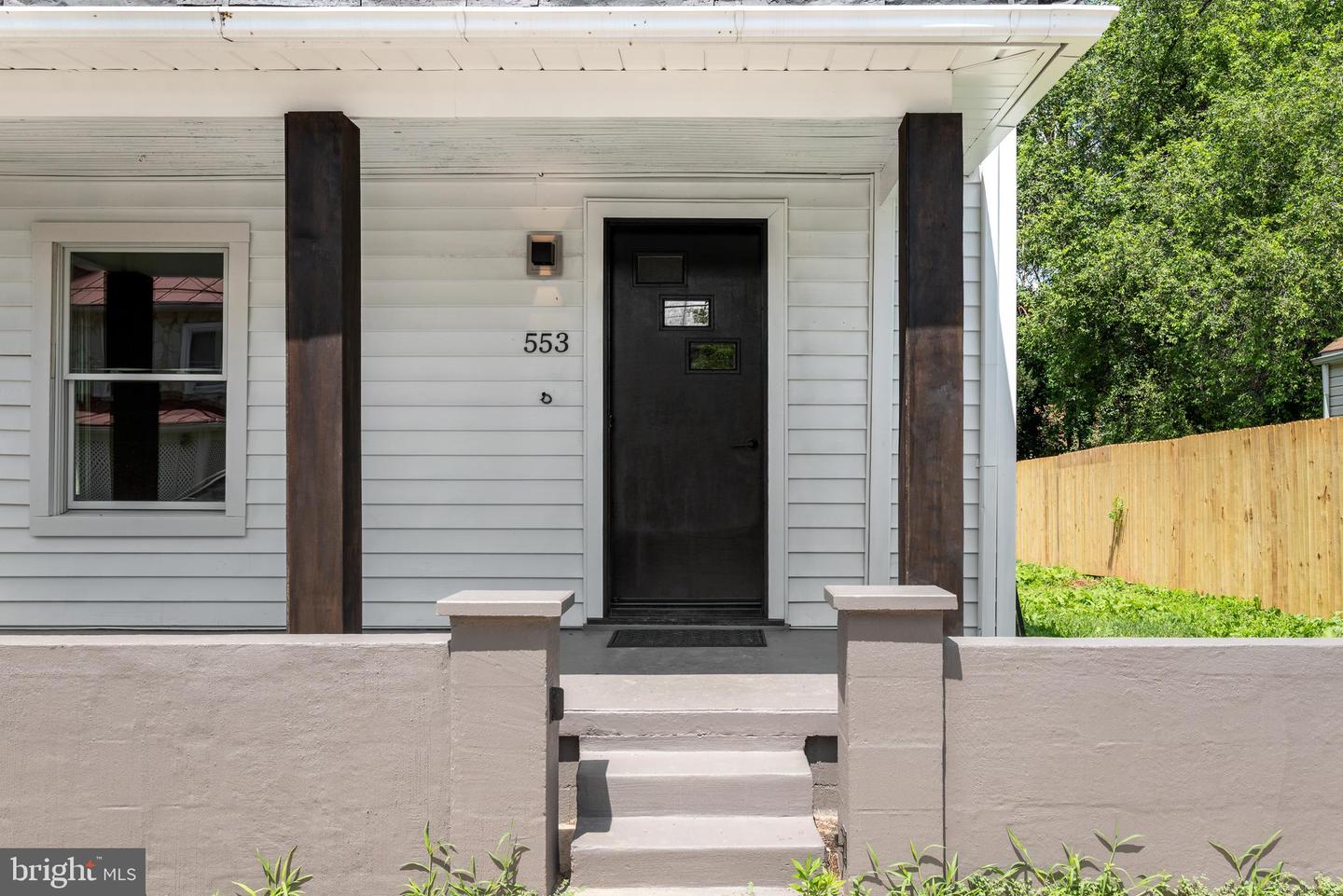 553 HIGHLAND AVE, WINCHESTER, Virginia 22601, 3 Bedrooms Bedrooms, ,2 BathroomsBathrooms,Residential,For sale,553 HIGHLAND AVE,VAWI2009182 MLS # VAWI2009182