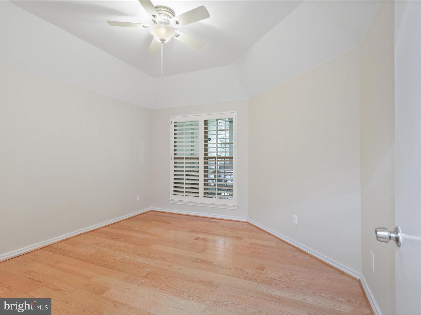 12161 PENDERVIEW TER #906, FAIRFAX, Virginia 22033, 2 Bedrooms Bedrooms, ,1 BathroomBathrooms,Residential,For sale,12161 PENDERVIEW TER #906,VAFX2272622 MLS # VAFX2272622