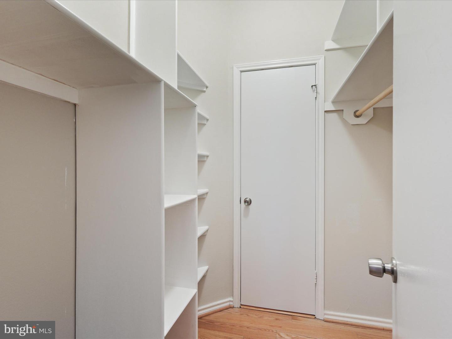 12161 PENDERVIEW TER #906, FAIRFAX, Virginia 22033, 2 Bedrooms Bedrooms, ,1 BathroomBathrooms,Residential,For sale,12161 PENDERVIEW TER #906,VAFX2272622 MLS # VAFX2272622