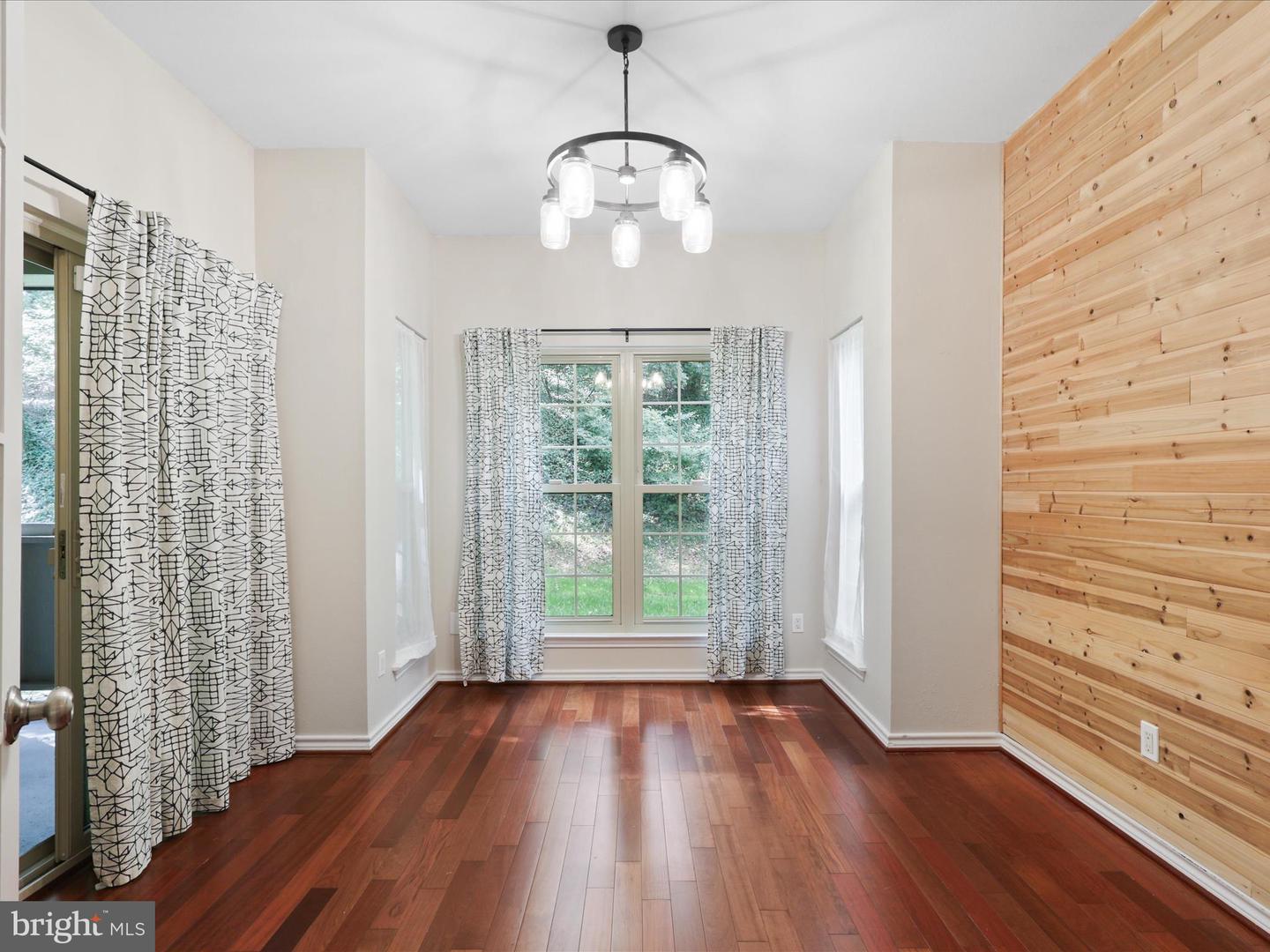 12161 PENDERVIEW TER #906, FAIRFAX, Virginia 22033, 2 Bedrooms Bedrooms, ,1 BathroomBathrooms,Residential,For sale,12161 PENDERVIEW TER #906,VAFX2272622 MLS # VAFX2272622