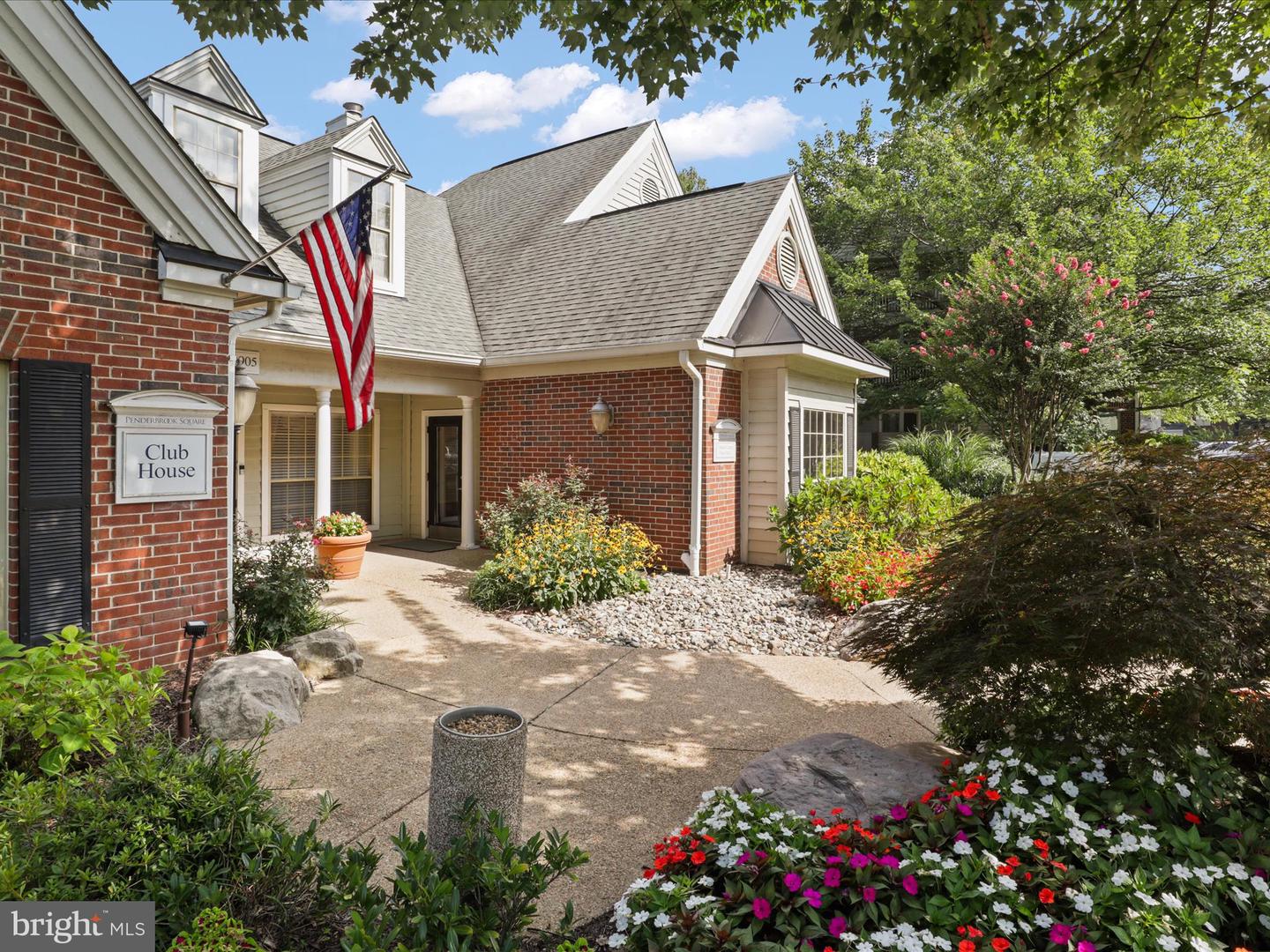 12161 PENDERVIEW TER #906, FAIRFAX, Virginia 22033, 2 Bedrooms Bedrooms, ,1 BathroomBathrooms,Residential,For sale,12161 PENDERVIEW TER #906,VAFX2272622 MLS # VAFX2272622