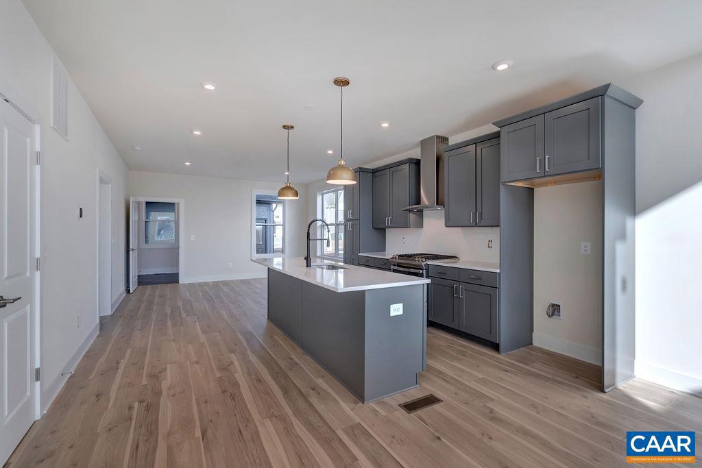 22C WARDELL CREST, CHARLOTTESVILLE, Virginia 22902, 3 Bedrooms Bedrooms, ,2 BathroomsBathrooms,Residential,For sale,22C WARDELL CREST,669624 MLS # 669624