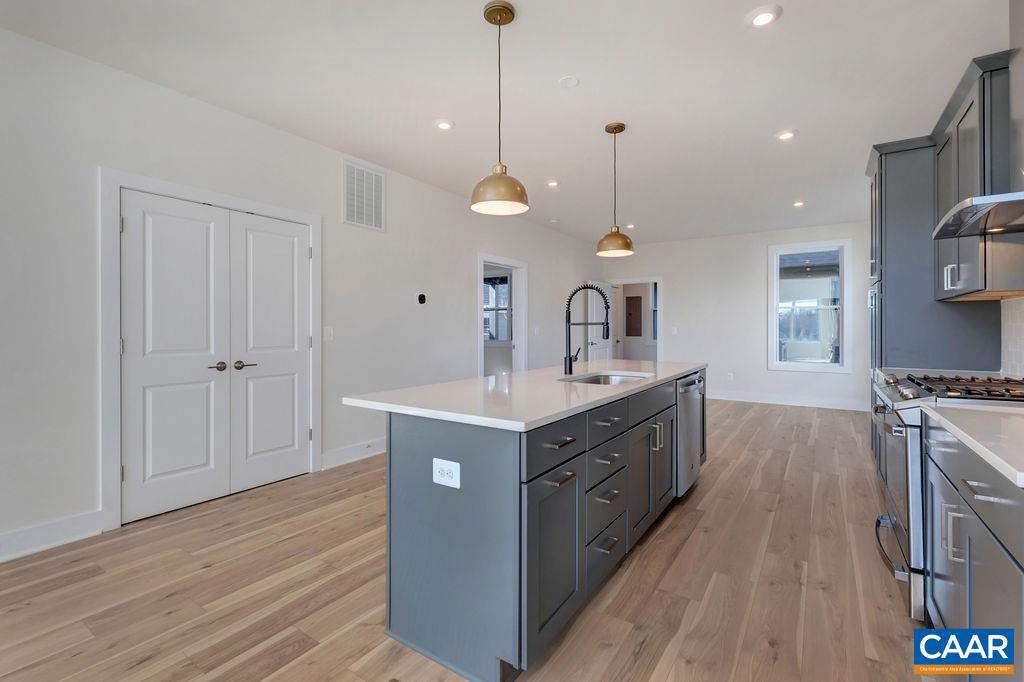22C WARDELL CREST, CHARLOTTESVILLE, Virginia 22902, 3 Bedrooms Bedrooms, ,2 BathroomsBathrooms,Residential,For sale,22C WARDELL CREST,669624 MLS # 669624