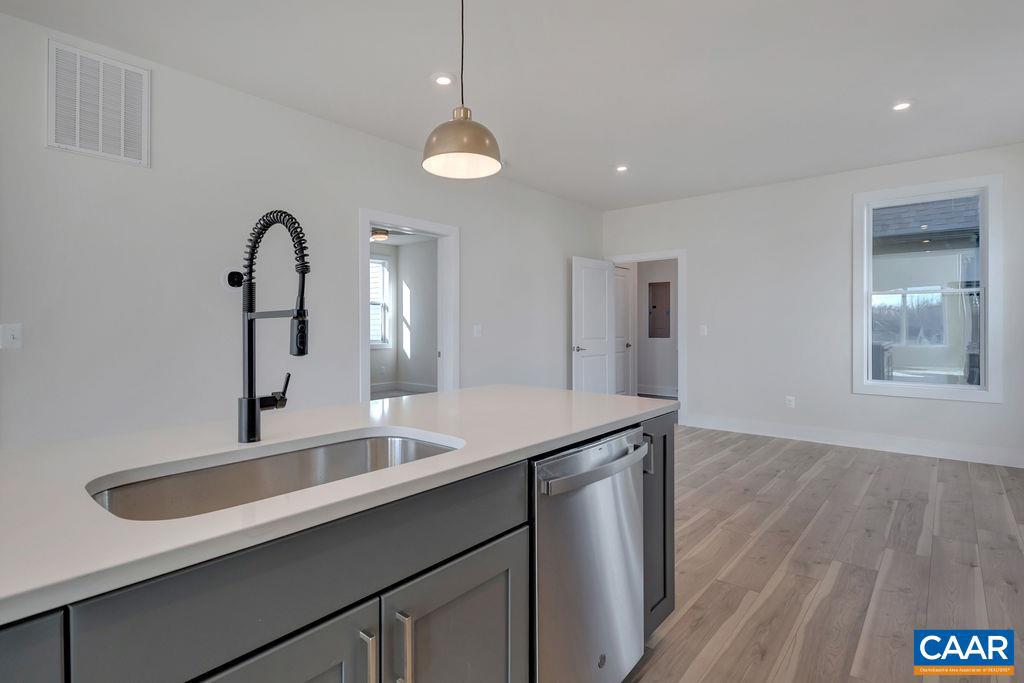 22C WARDELL CREST, CHARLOTTESVILLE, Virginia 22902, 3 Bedrooms Bedrooms, ,2 BathroomsBathrooms,Residential,For sale,22C WARDELL CREST,669624 MLS # 669624
