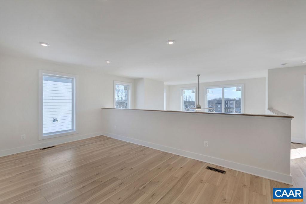22C WARDELL CREST, CHARLOTTESVILLE, Virginia 22902, 3 Bedrooms Bedrooms, ,2 BathroomsBathrooms,Residential,For sale,22C WARDELL CREST,669624 MLS # 669624