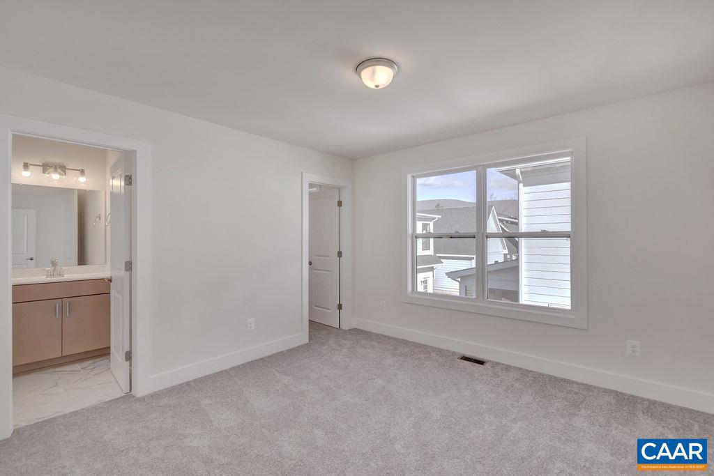22C WARDELL CREST, CHARLOTTESVILLE, Virginia 22902, 3 Bedrooms Bedrooms, ,2 BathroomsBathrooms,Residential,For sale,22C WARDELL CREST,669624 MLS # 669624